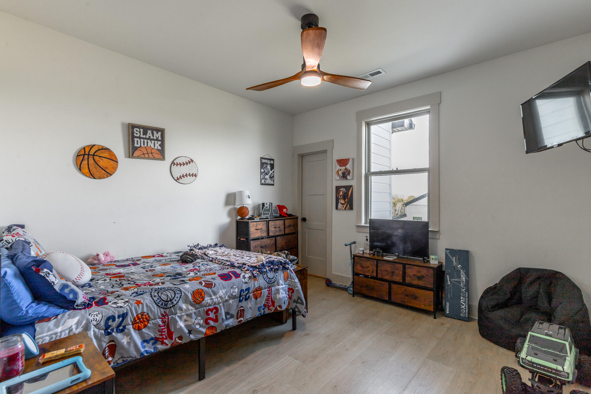 686 Bell Road, LaFayette