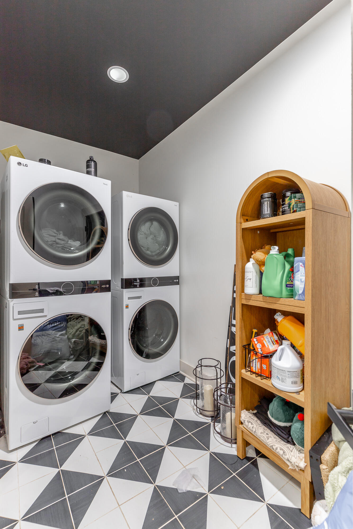 686 Bell Road, LaFayette