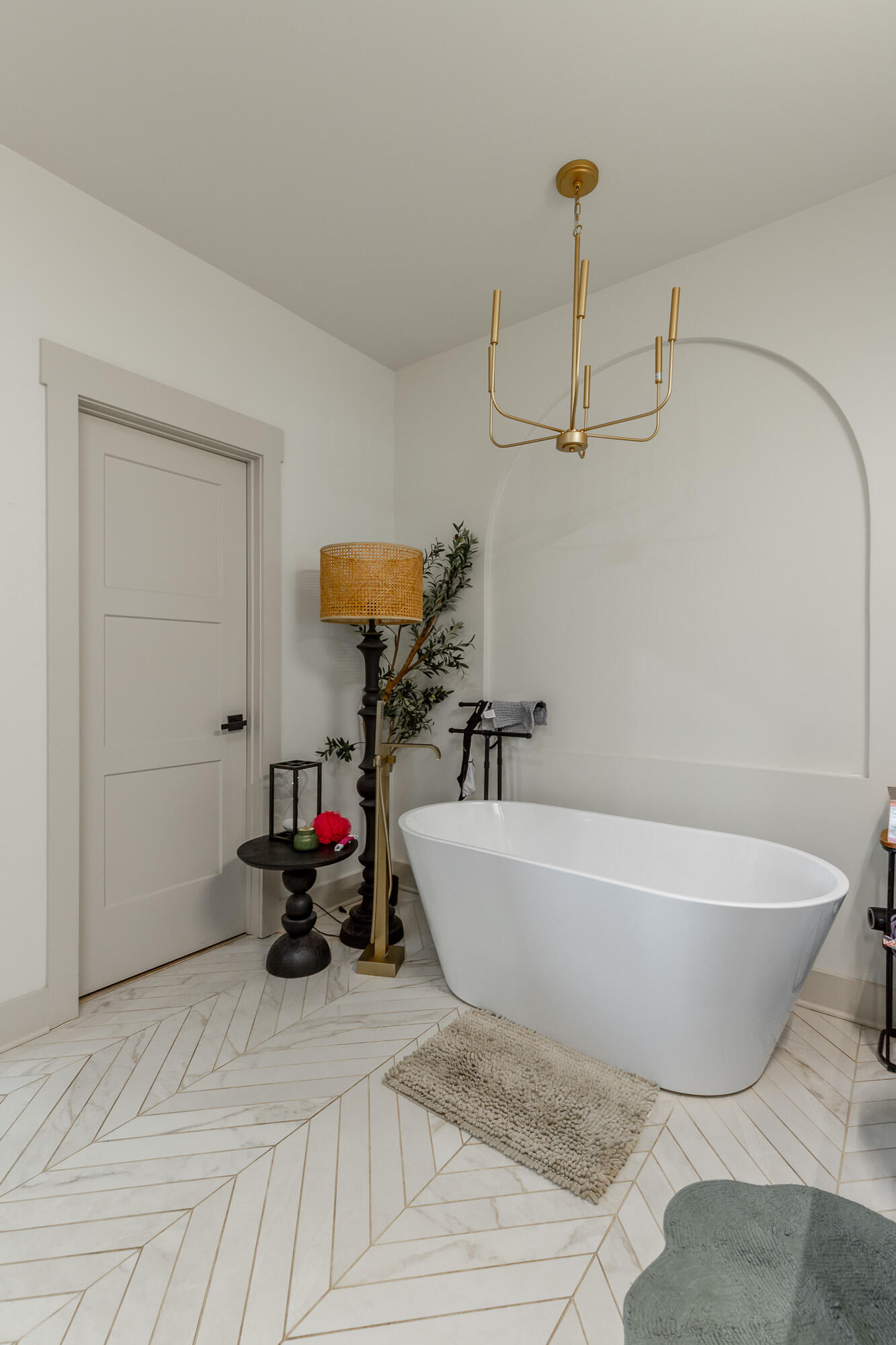 686 Bell Road, LaFayette