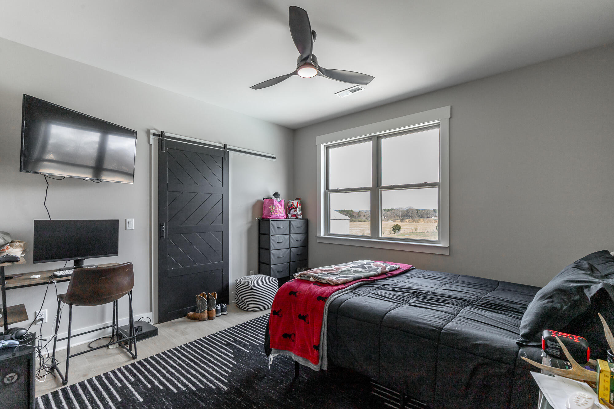 686 Bell Road, LaFayette