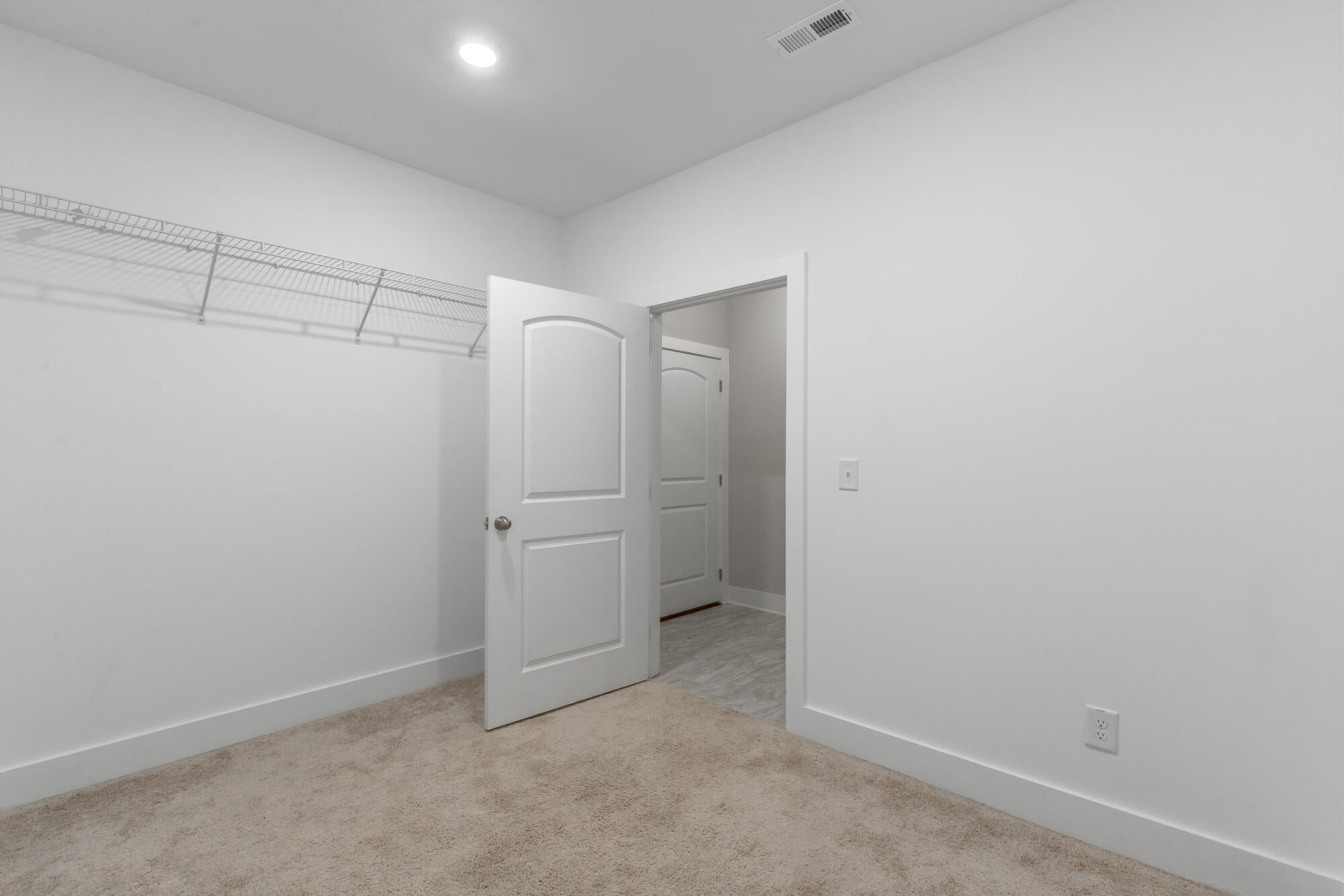 1502 Buttonwood Loop