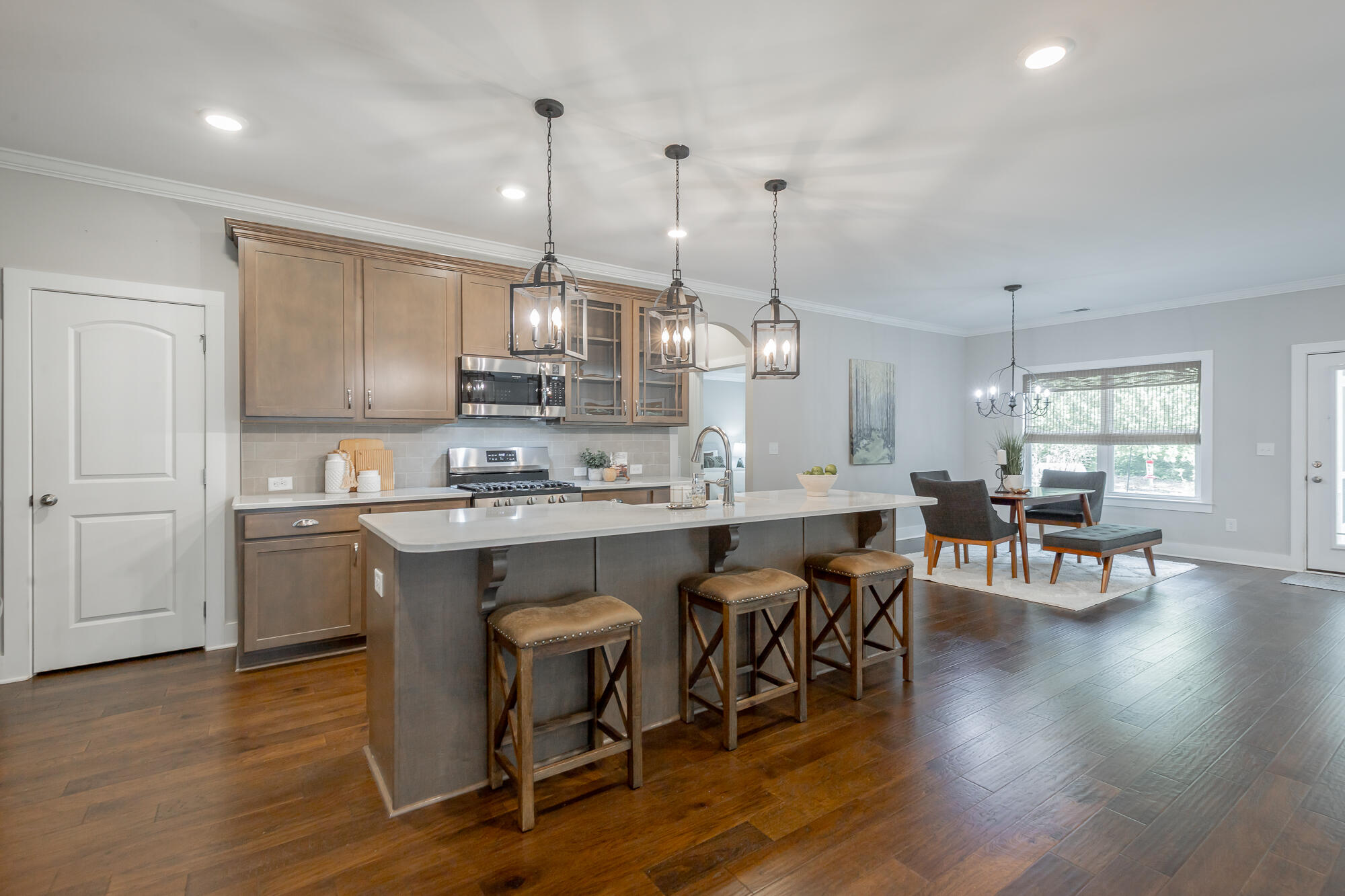 1502 Buttonwood Loop