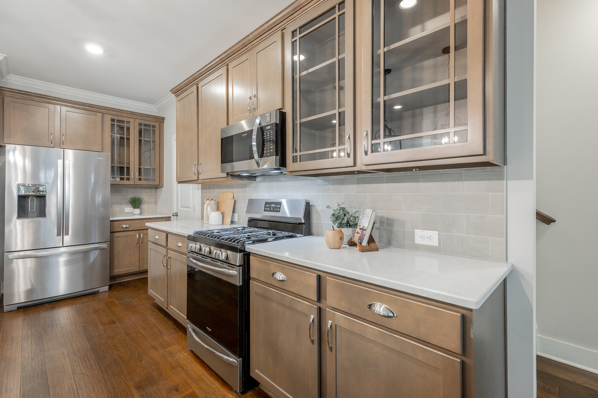 1502 Buttonwood Loop