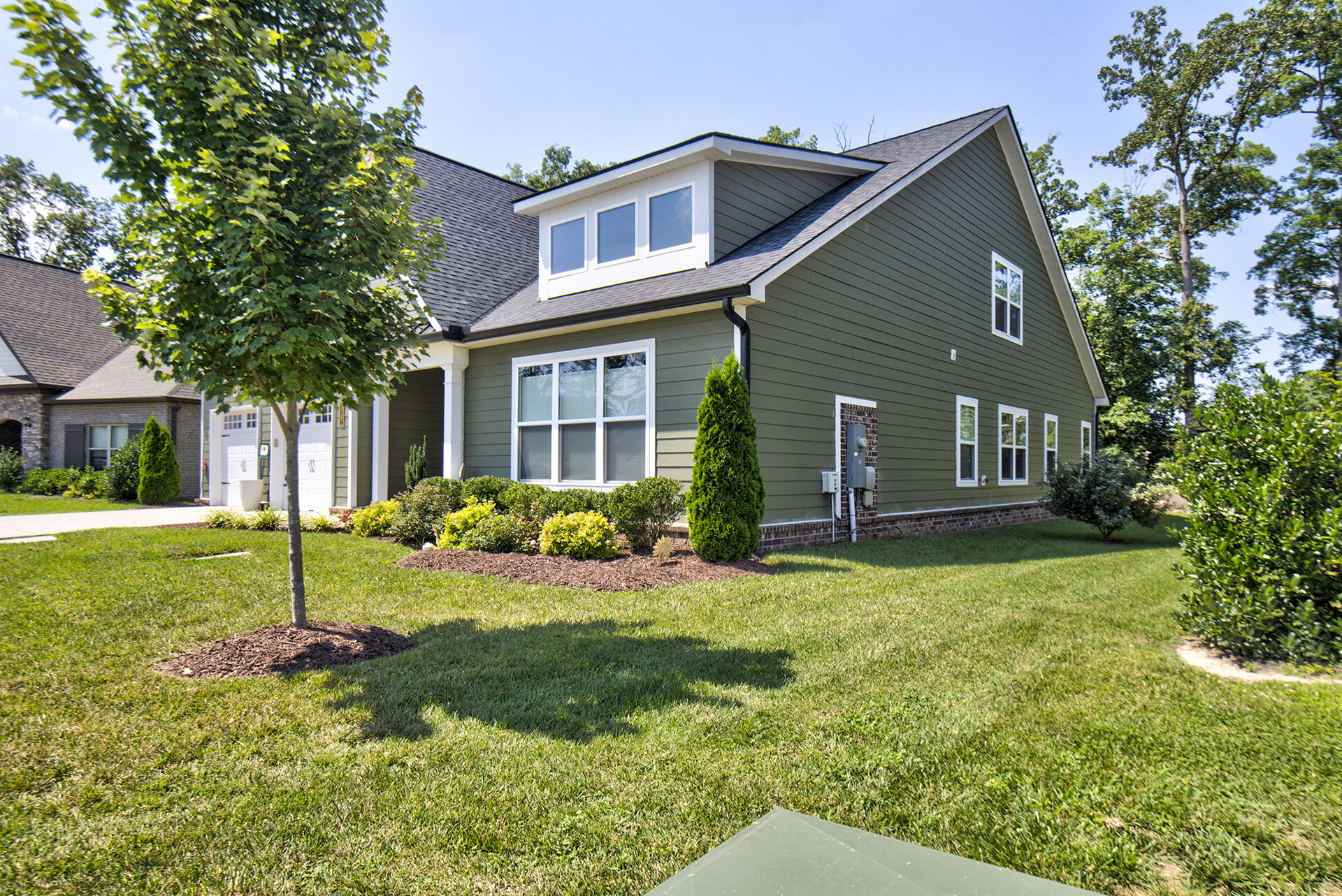 1502 Buttonwood Loop