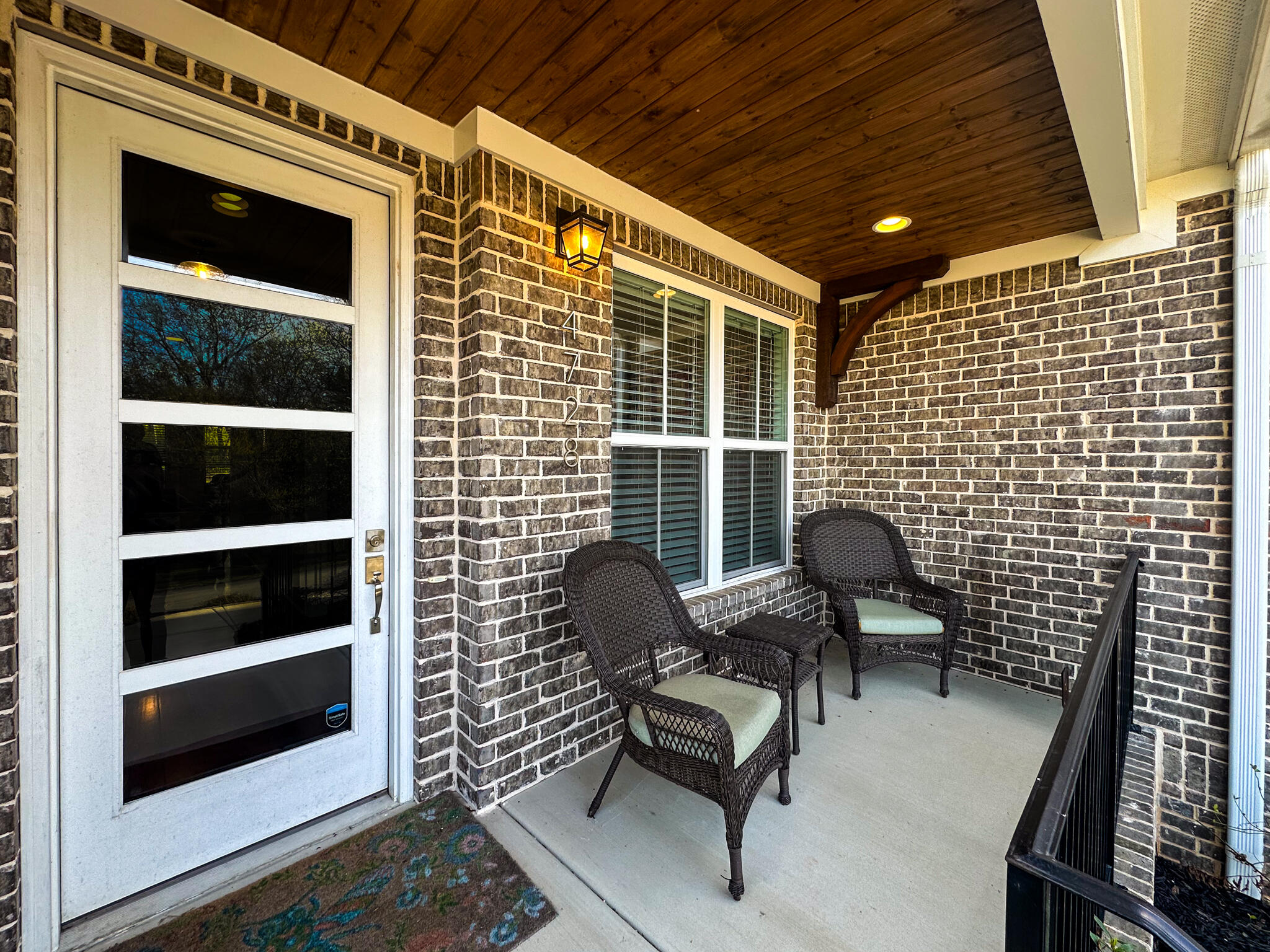 4728 Sussex Lane