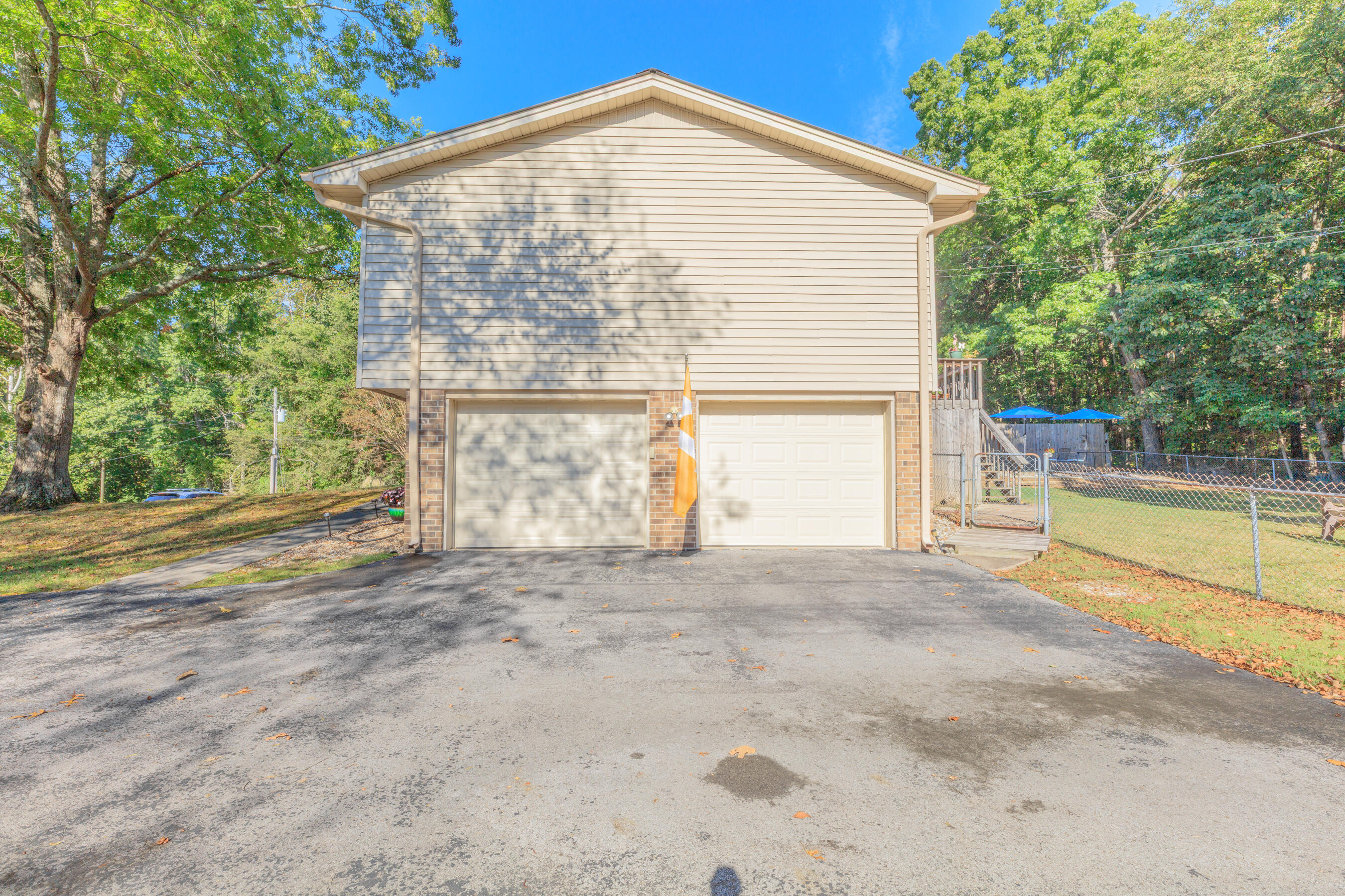 1412 Asterwood Lane NW