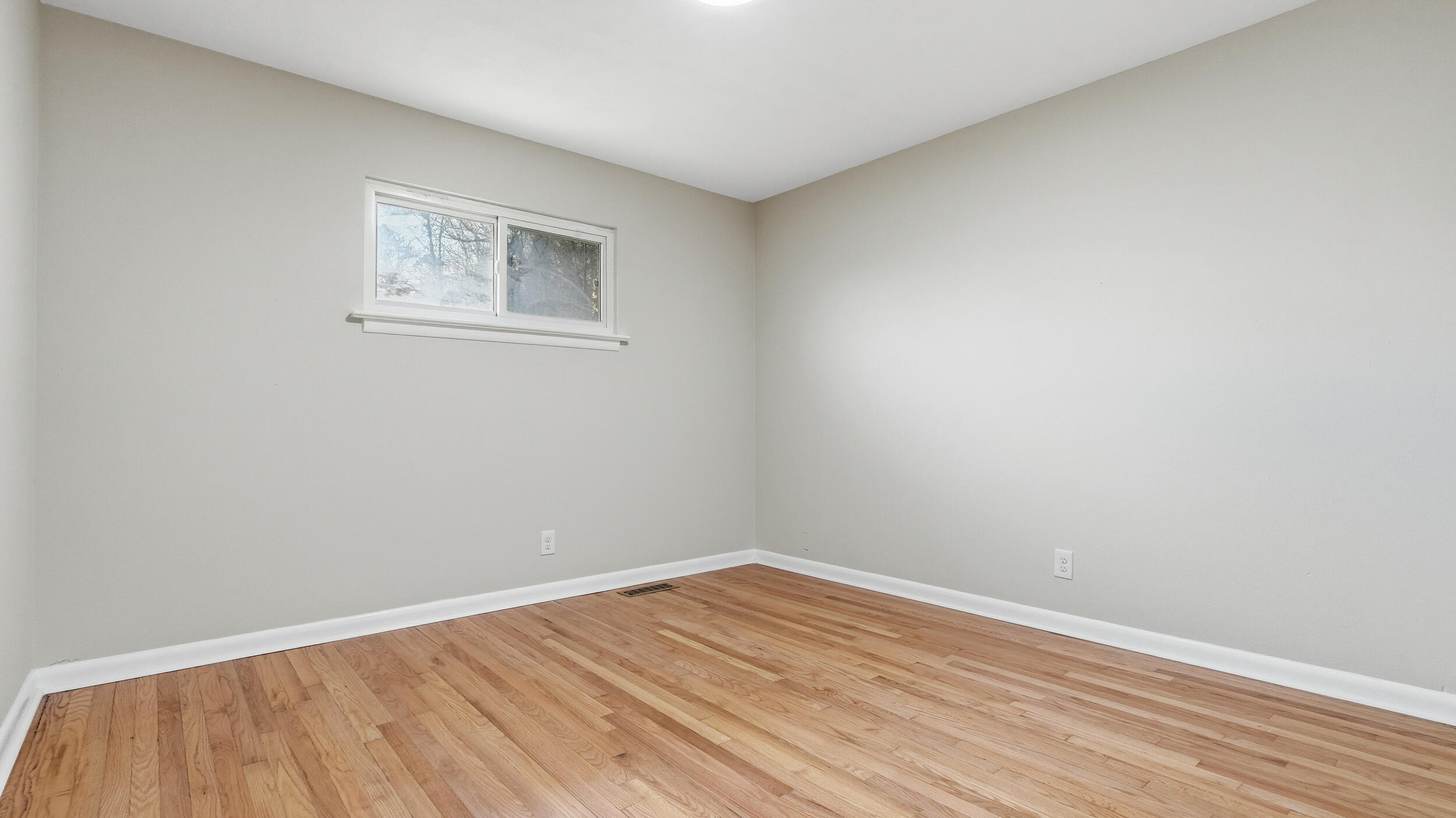 4305 Oakland Terrace