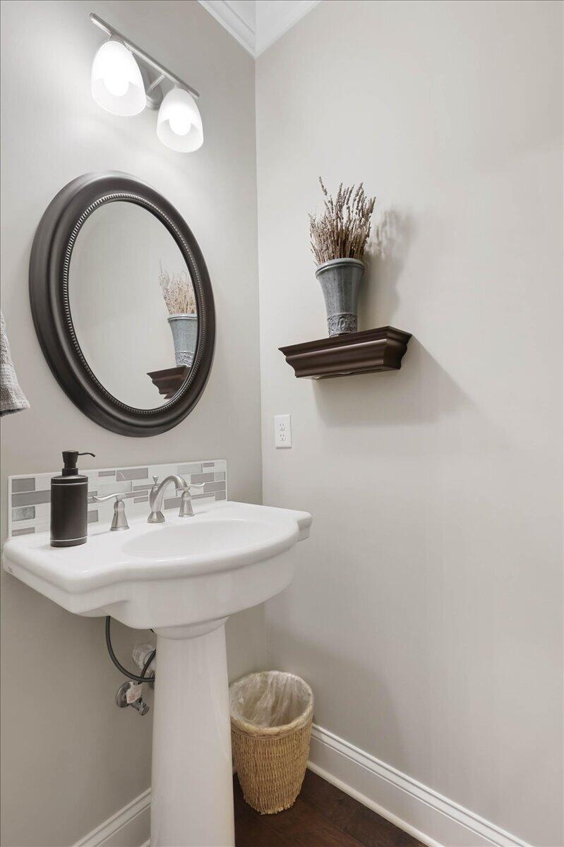 7378 Chimney Rock Trail