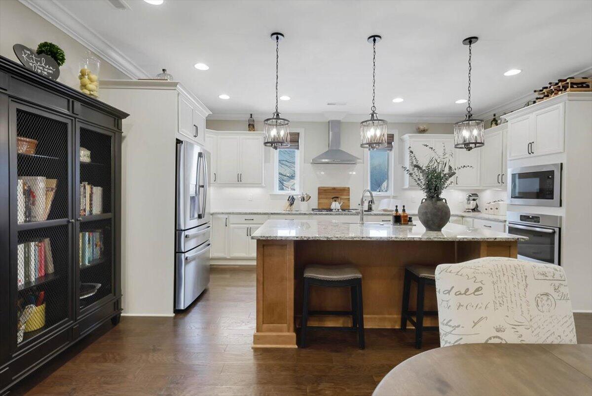 7378 Chimney Rock Trail