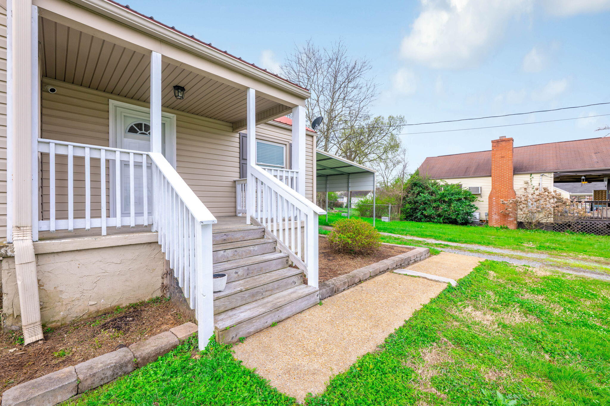 312 Forrest Road