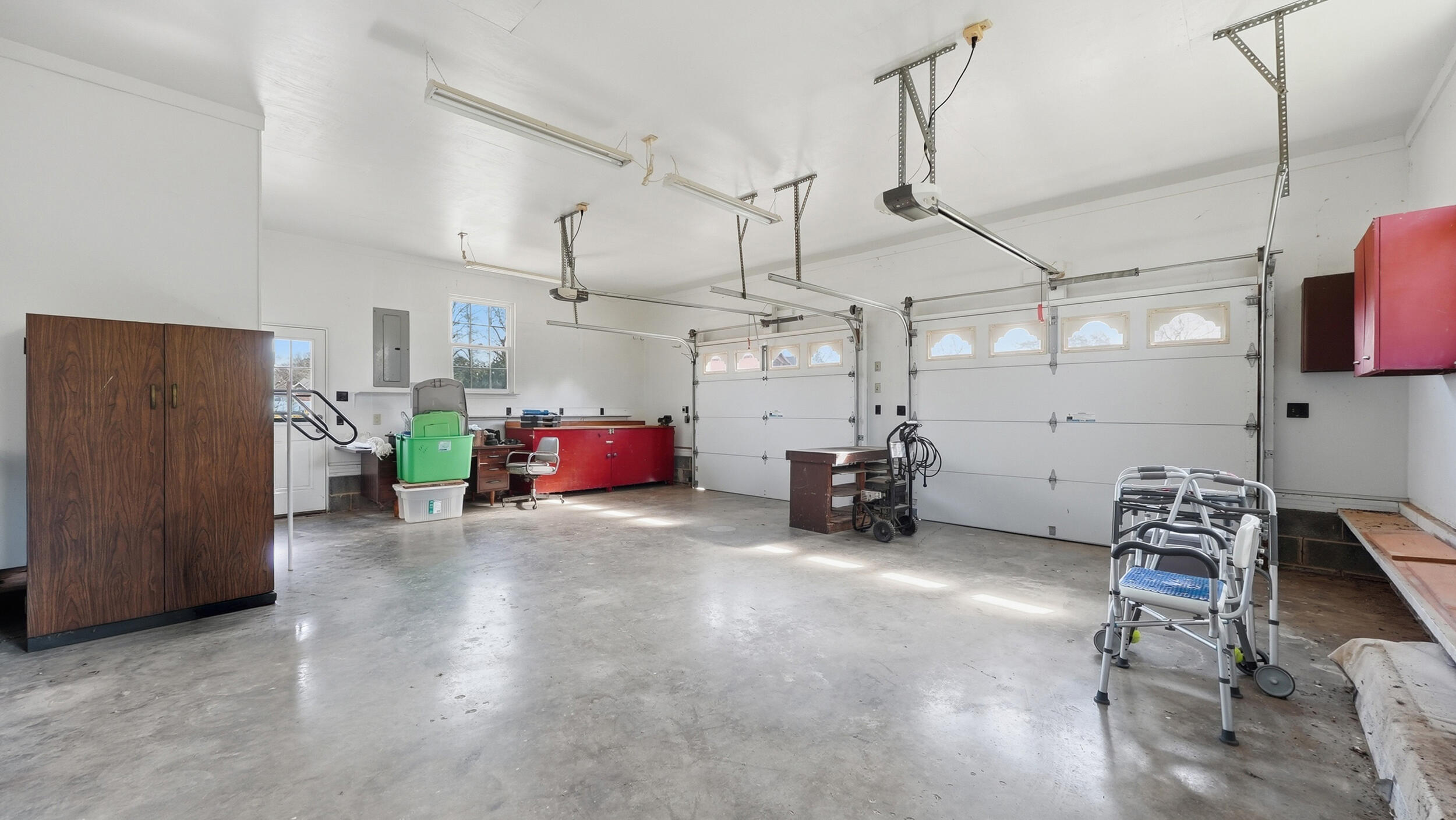 7931 Short Tail Springs Road
