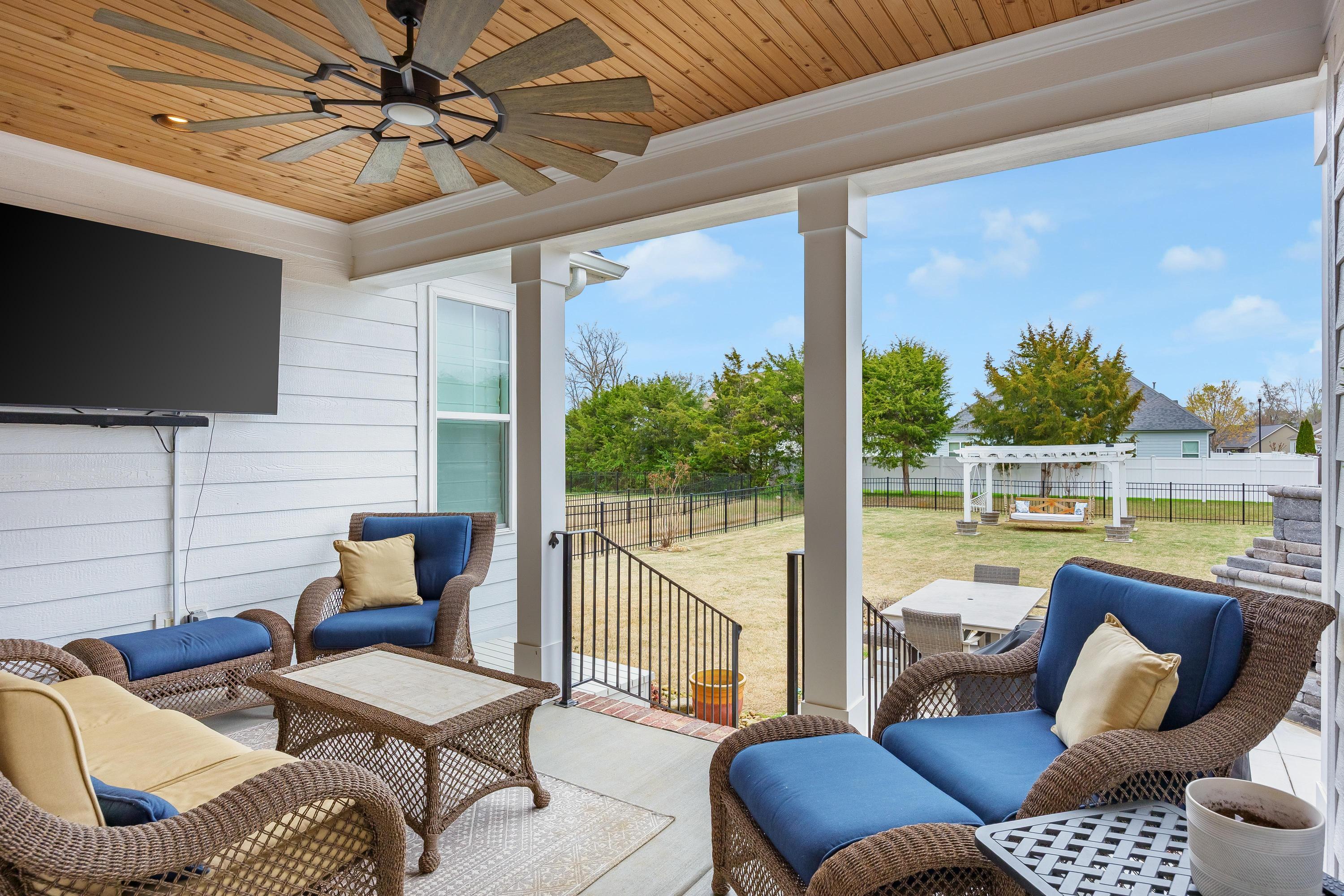 8893 Grey Reed Drive