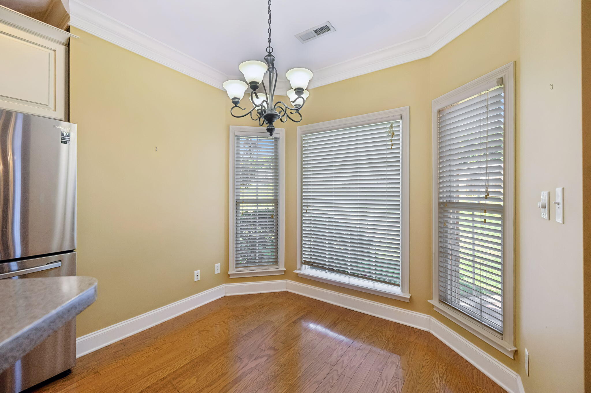 10421 Laurel Pointe Lane