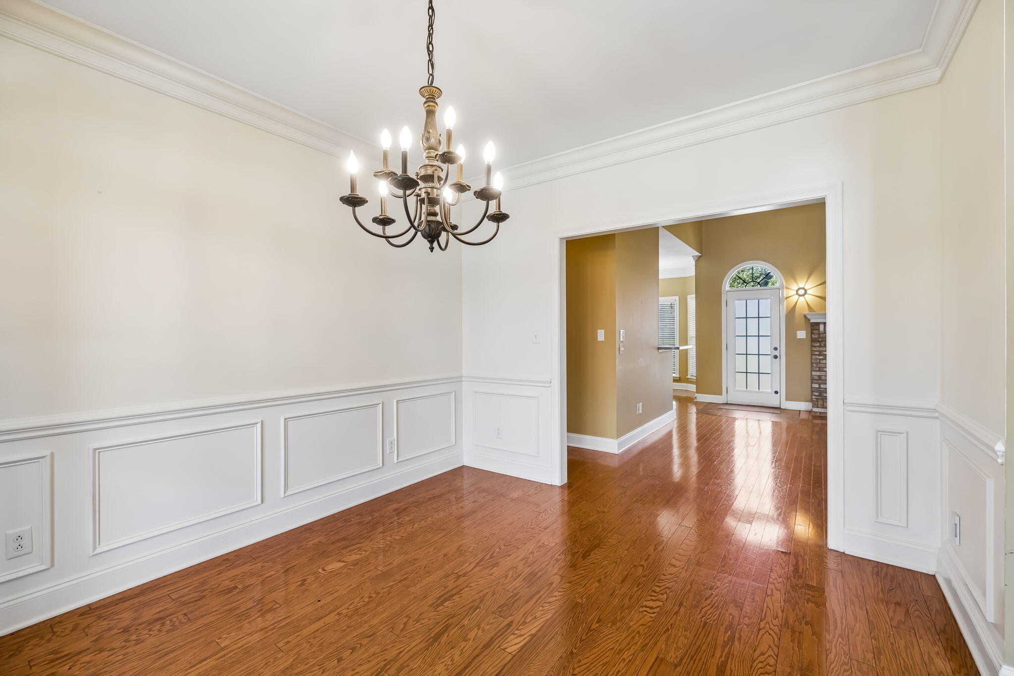 10421 Laurel Pointe Lane