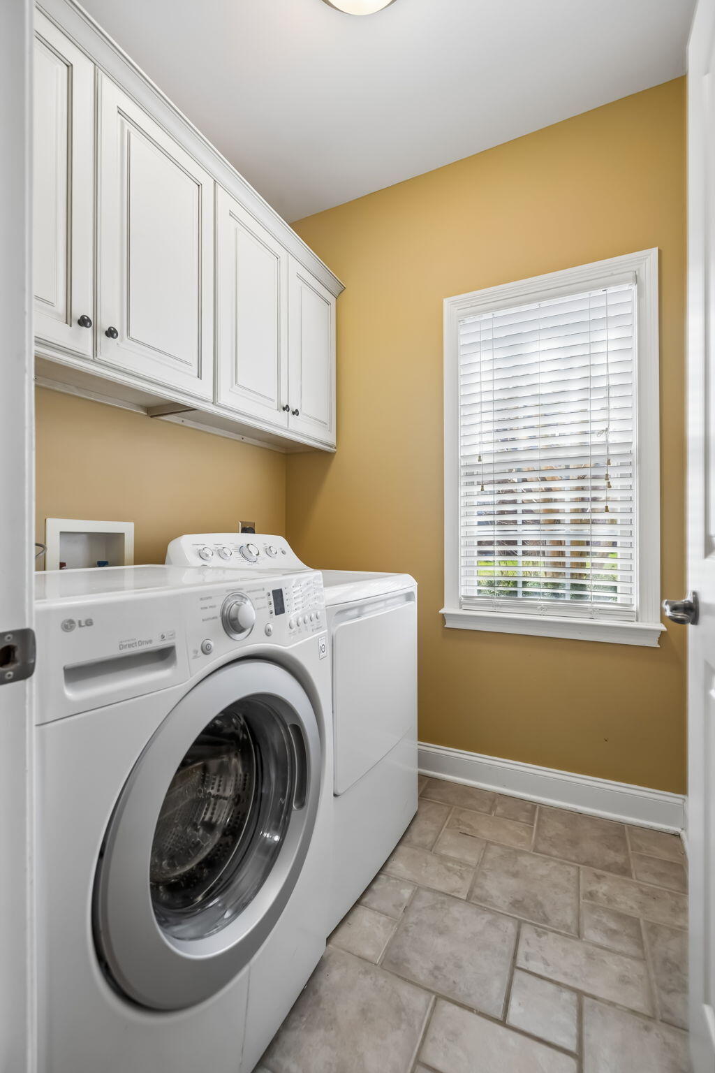 10421 Laurel Pointe Lane