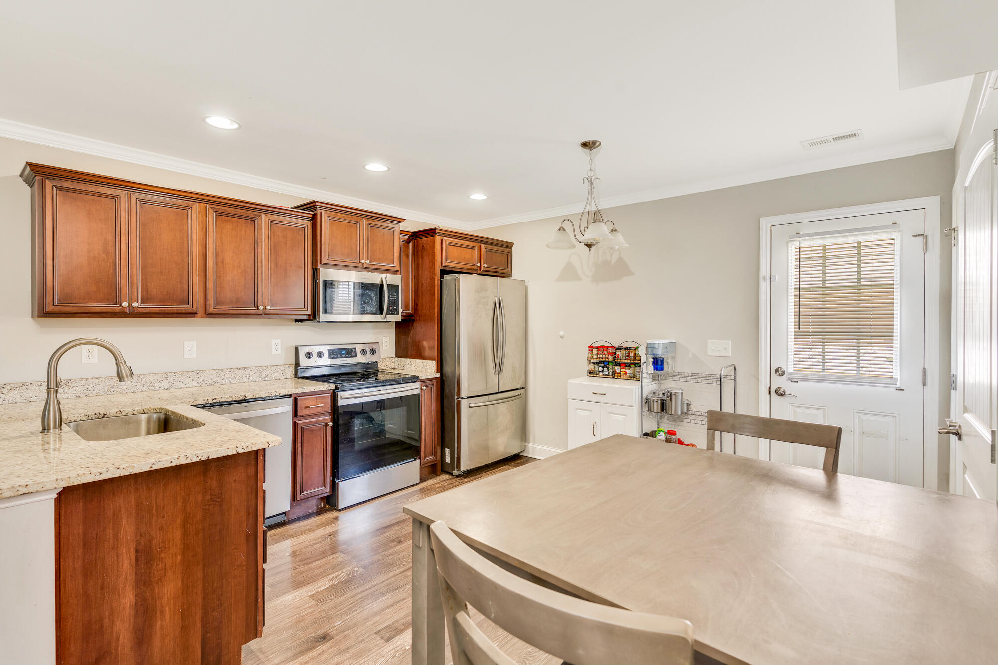 1530 11th Street SE