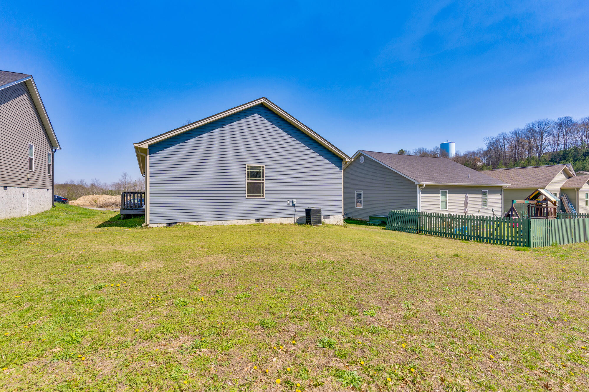 1530 11th Street SE