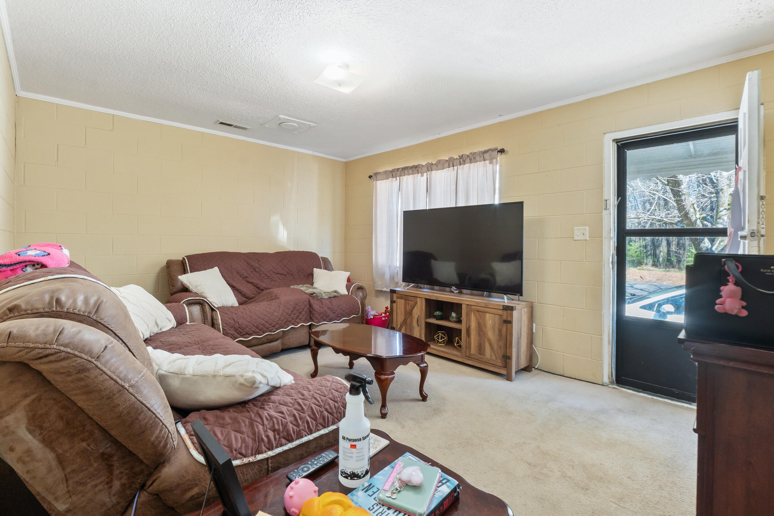 3943 Tom Manis Road NE