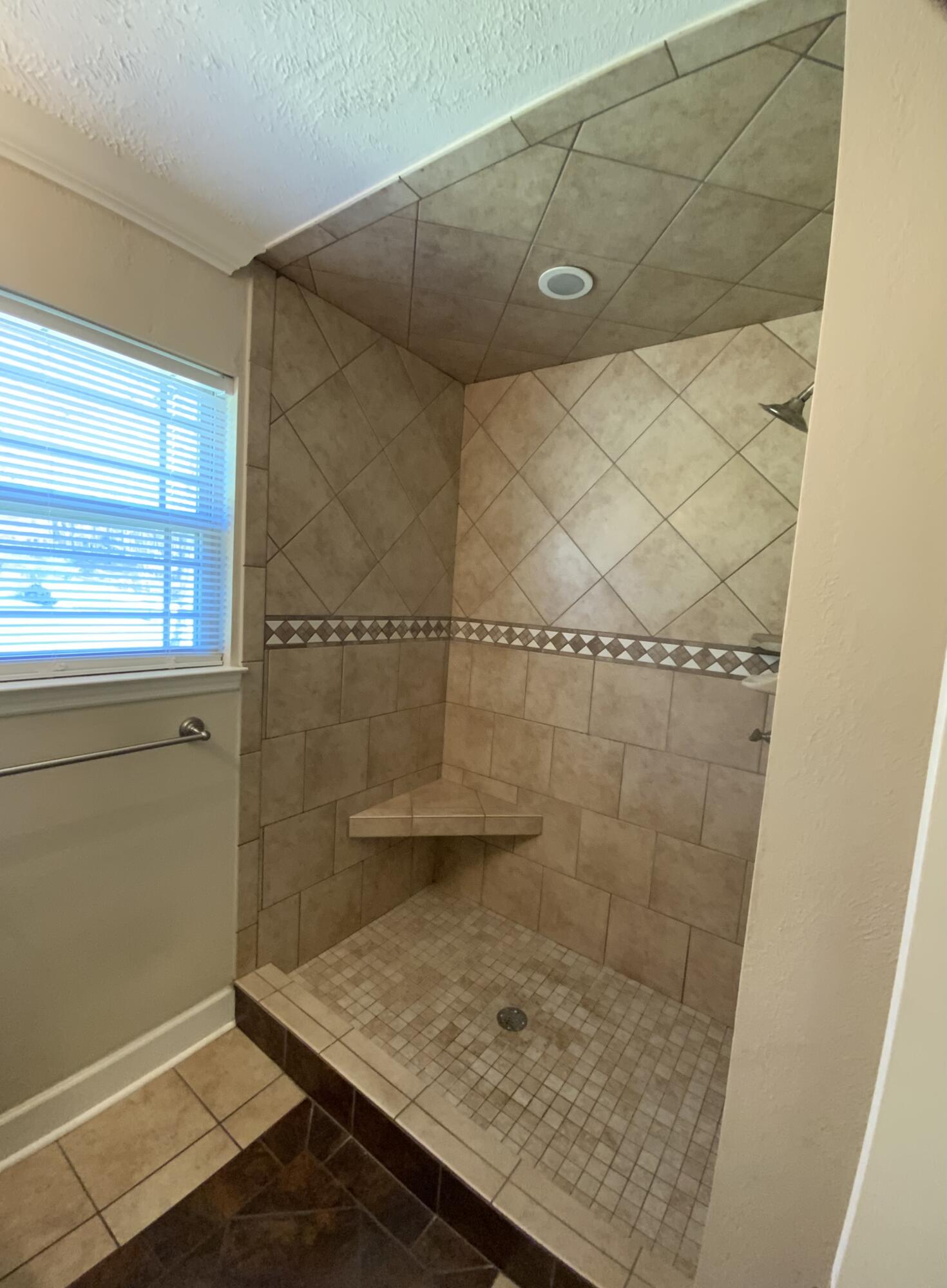 5439 Long Hollow Road