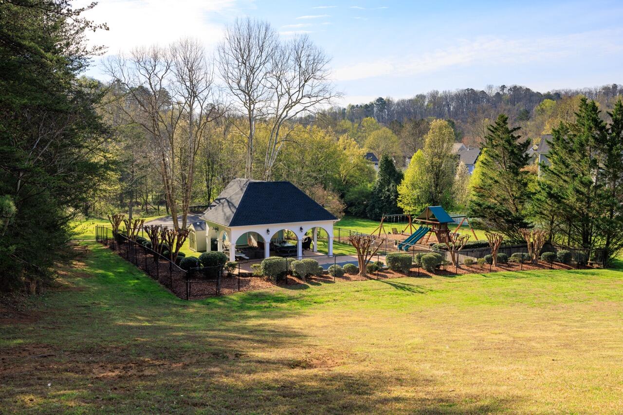 924 Traditions Drive