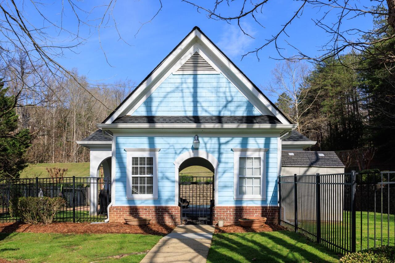 924 Traditions Drive