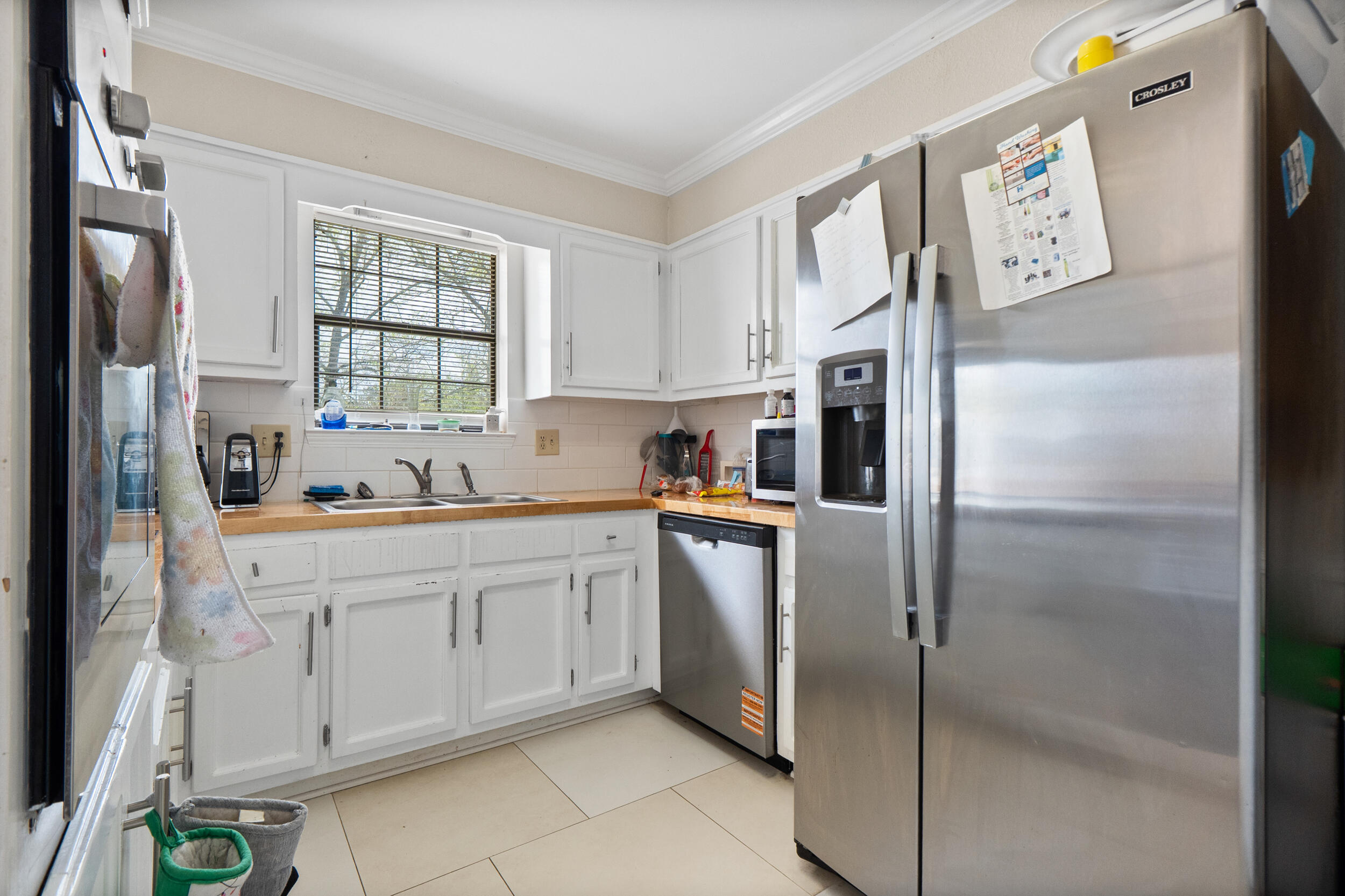 211 Lakeview Drive SE