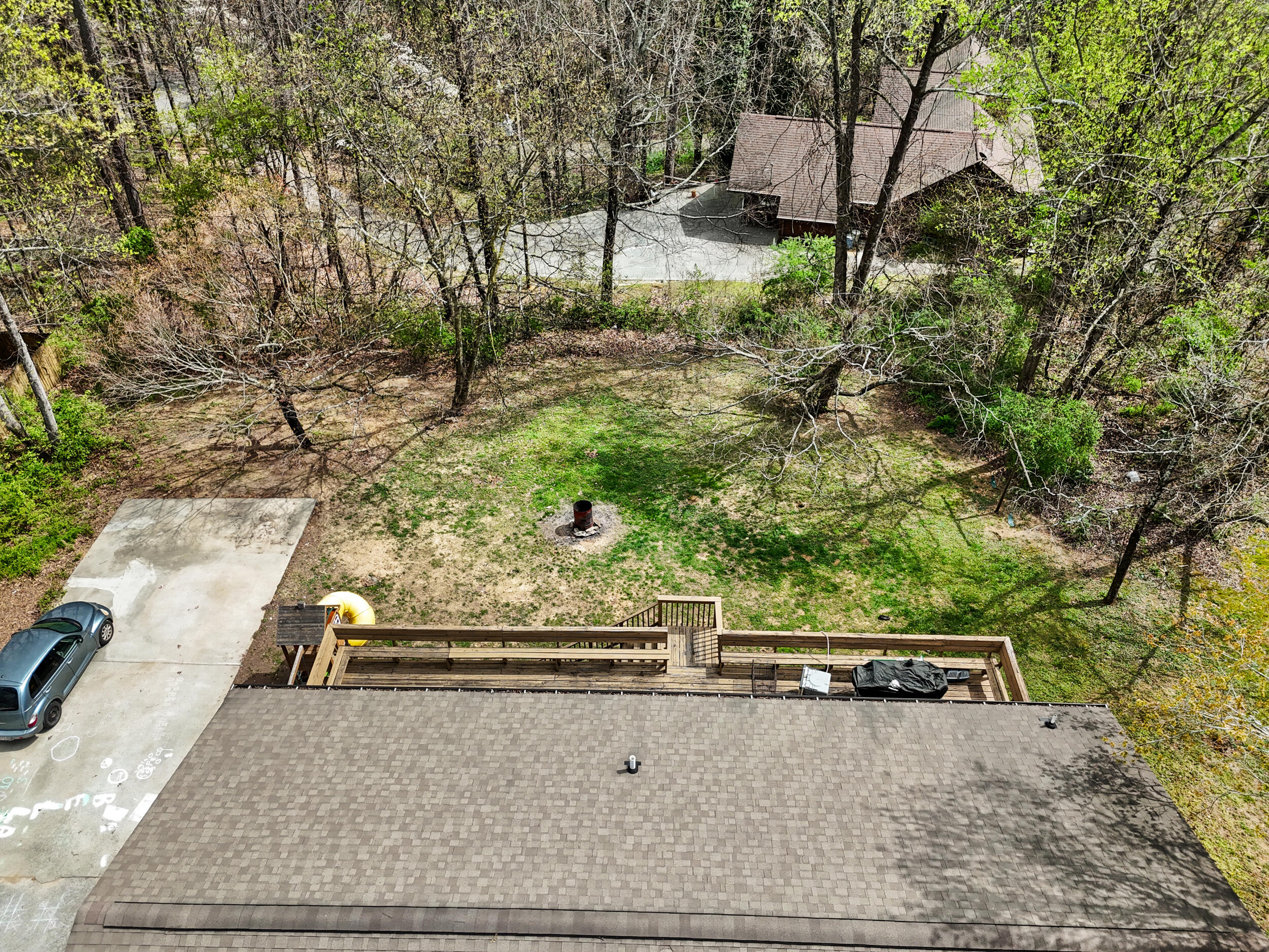 211 Lakeview Drive SE