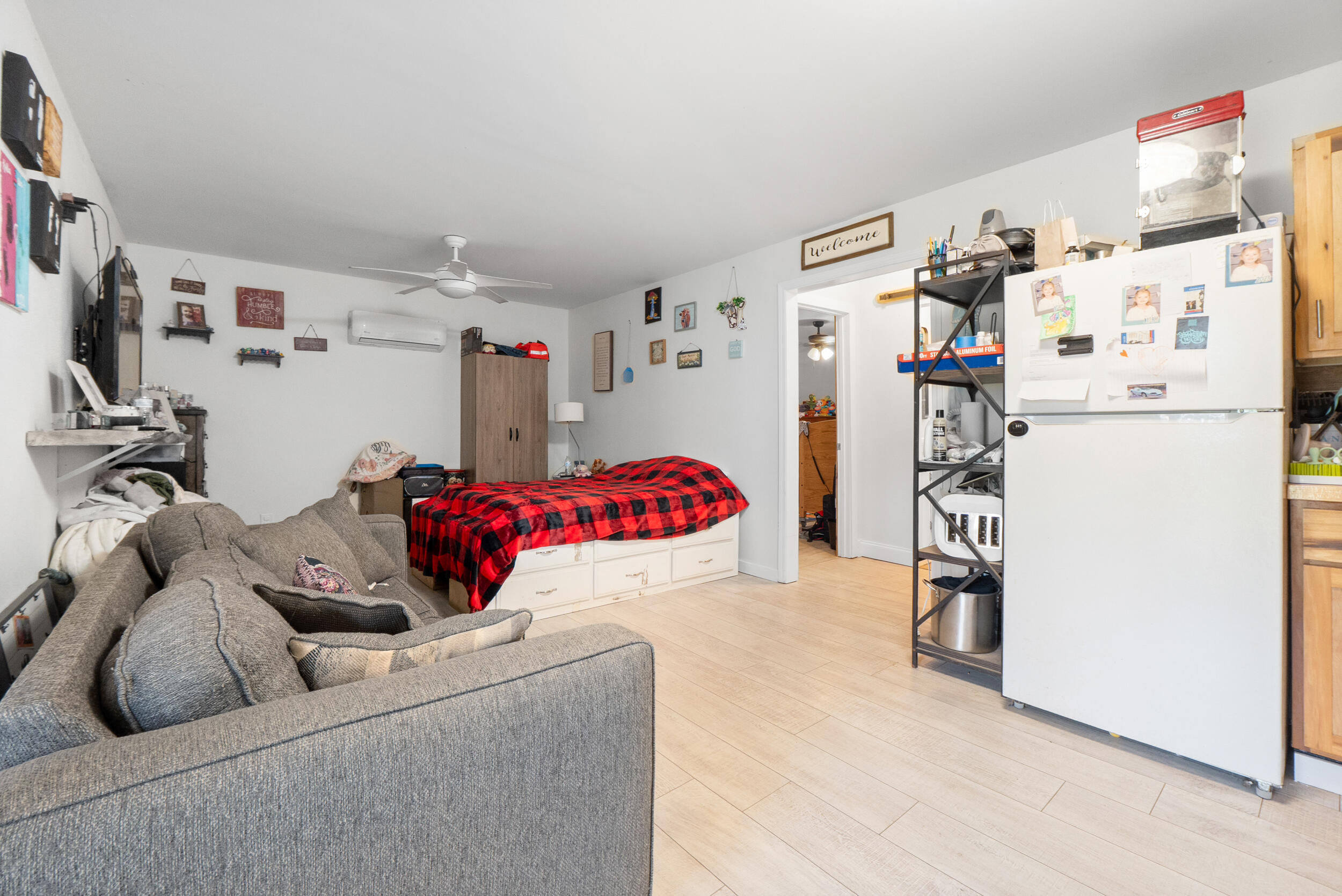 211 Lakeview Drive SE