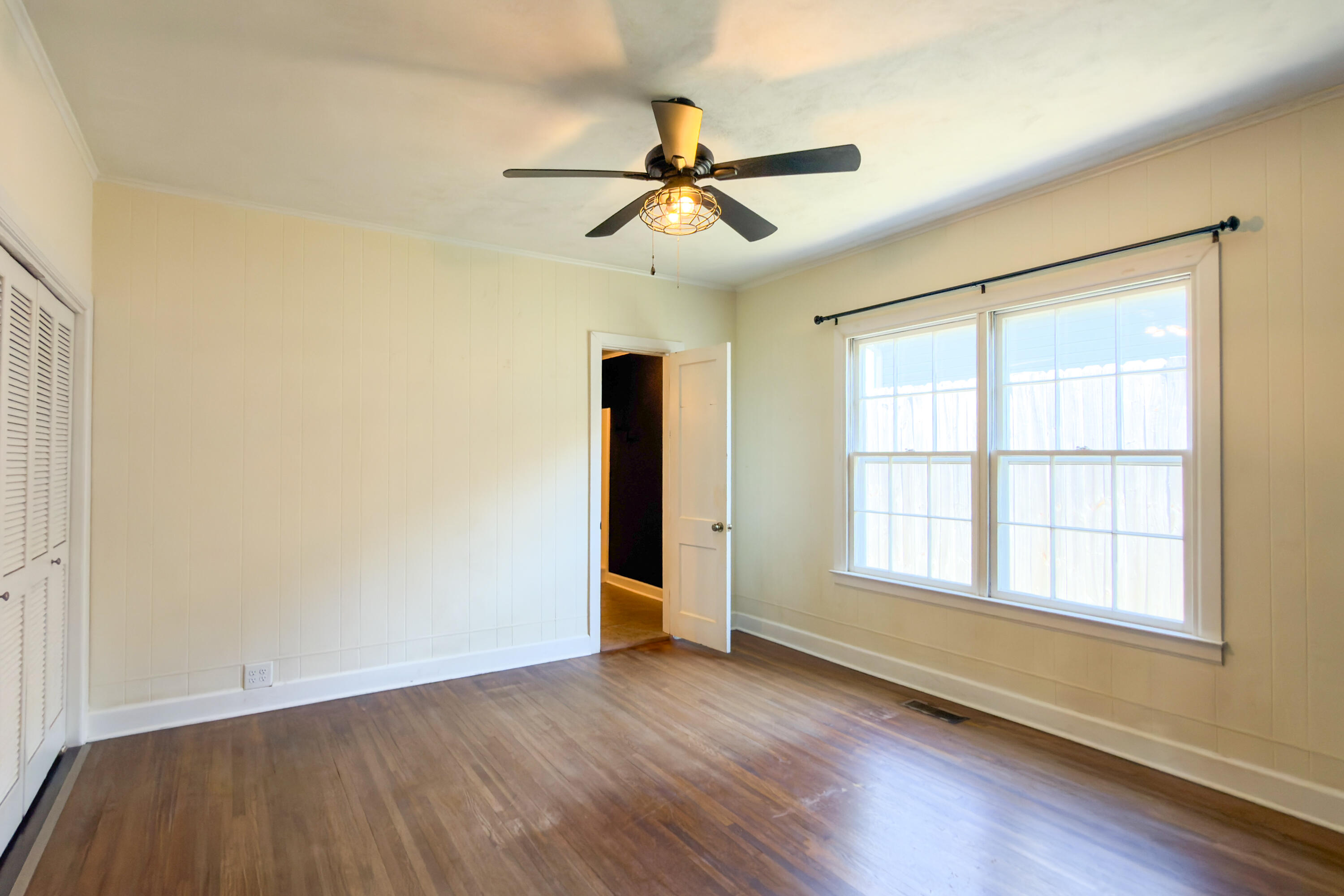 713 Hargraves Avenue