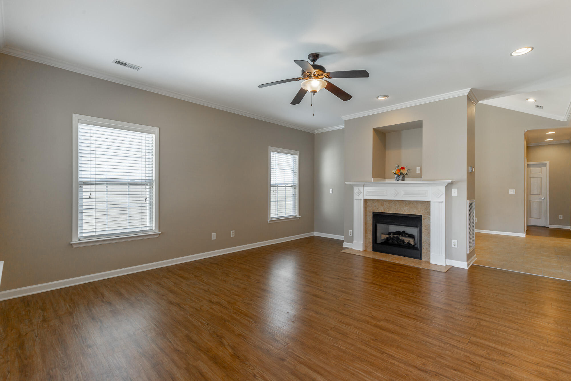 149 Callaway Court, 639