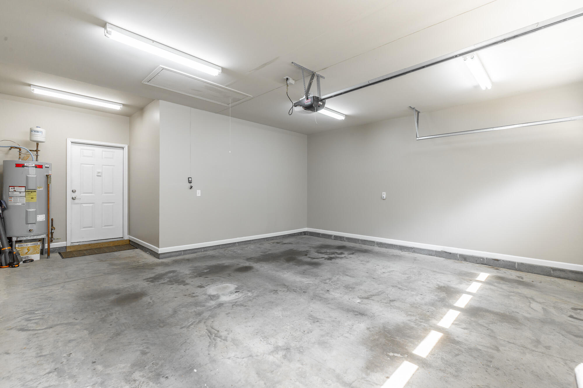 149 Callaway Court, 639