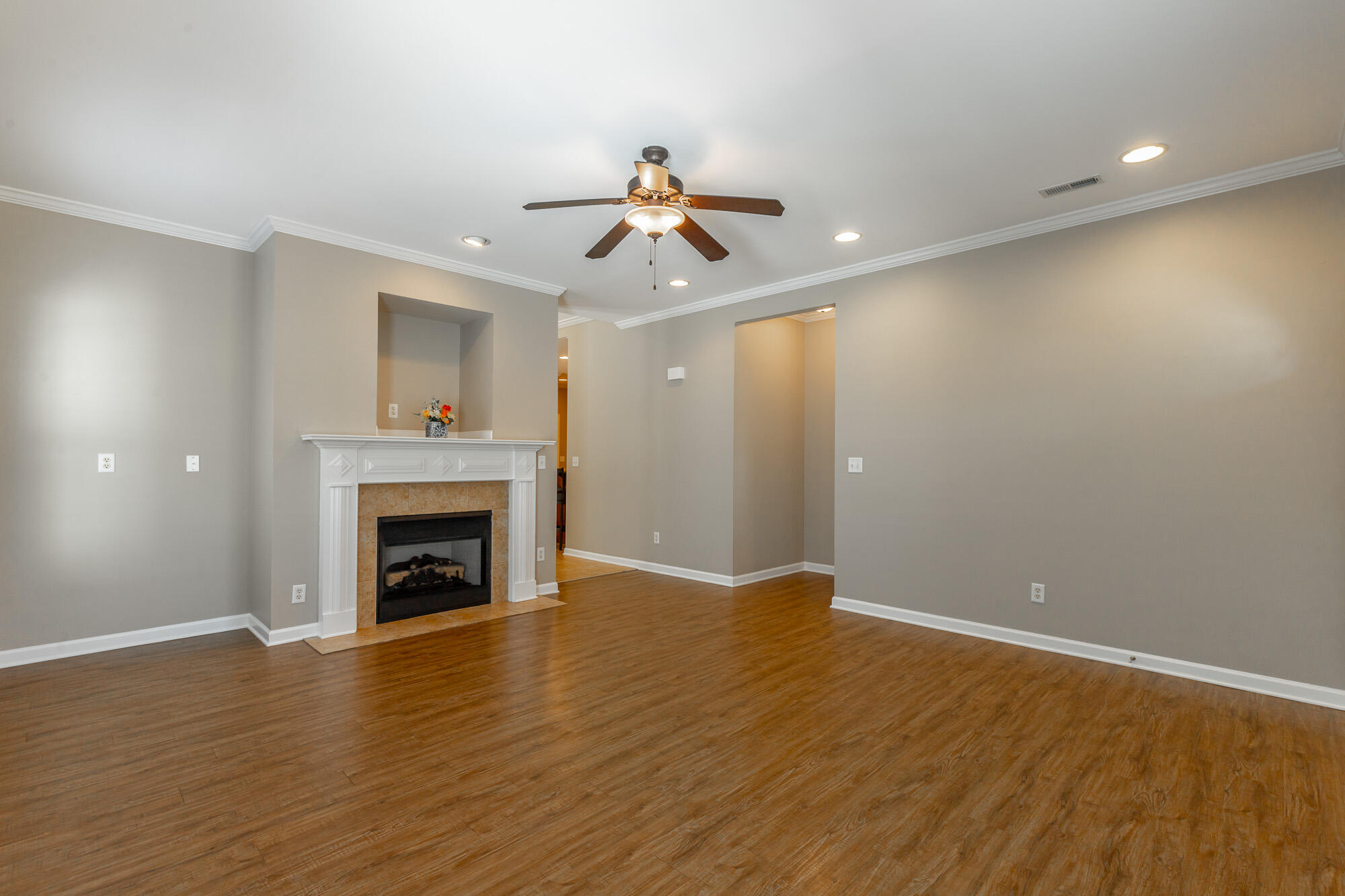 149 Callaway Court, 639