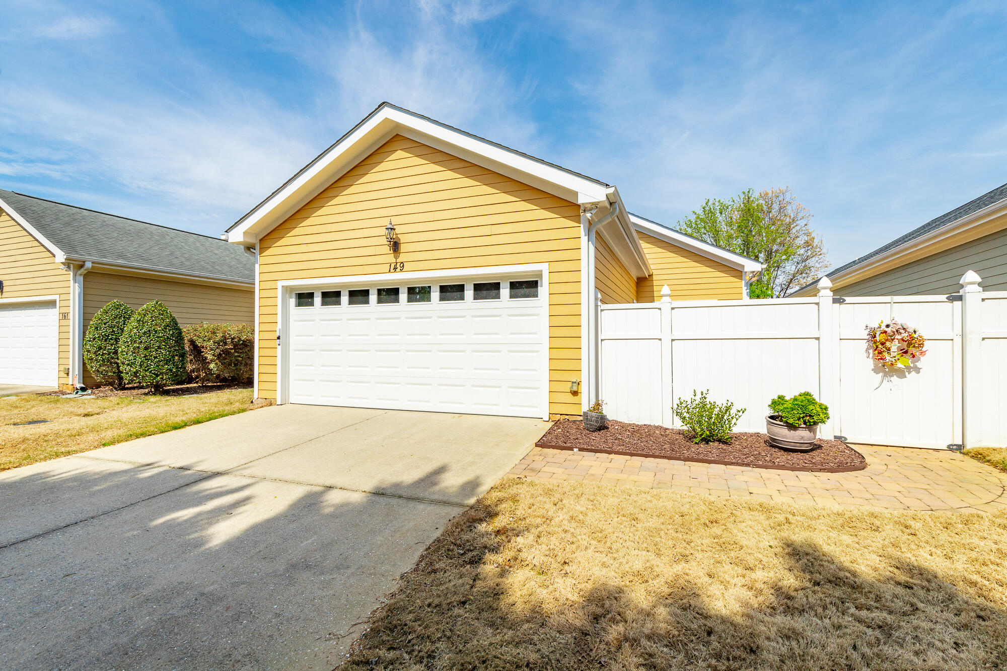149 Callaway Court, 639