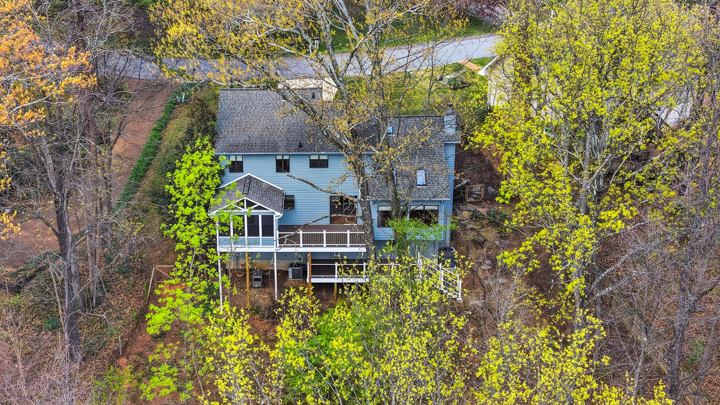 6840 Hampton Wood Circle