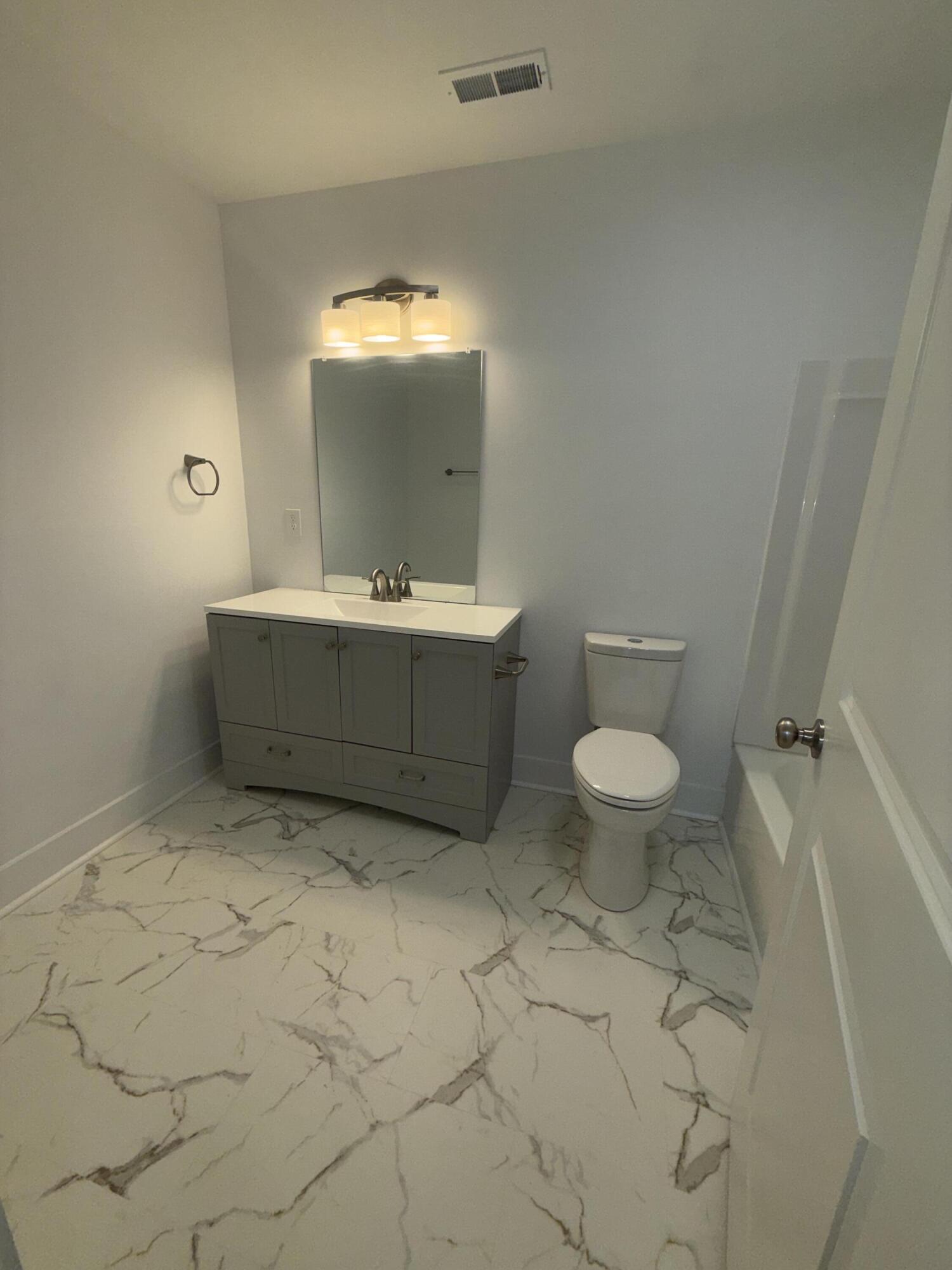 705 Hargraves Avenue