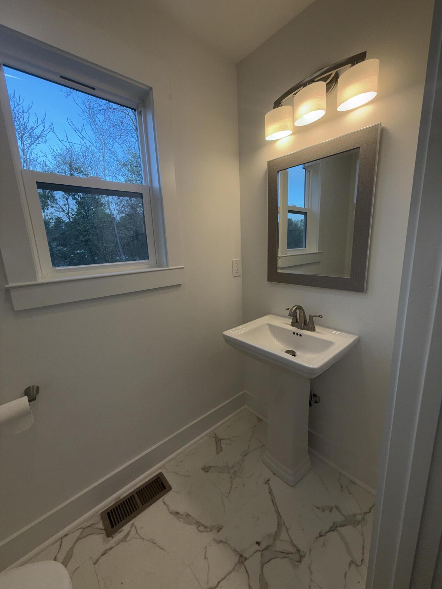 705 Hargraves Avenue