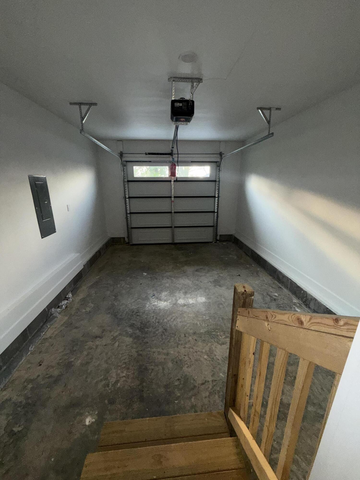 705 Hargraves Avenue