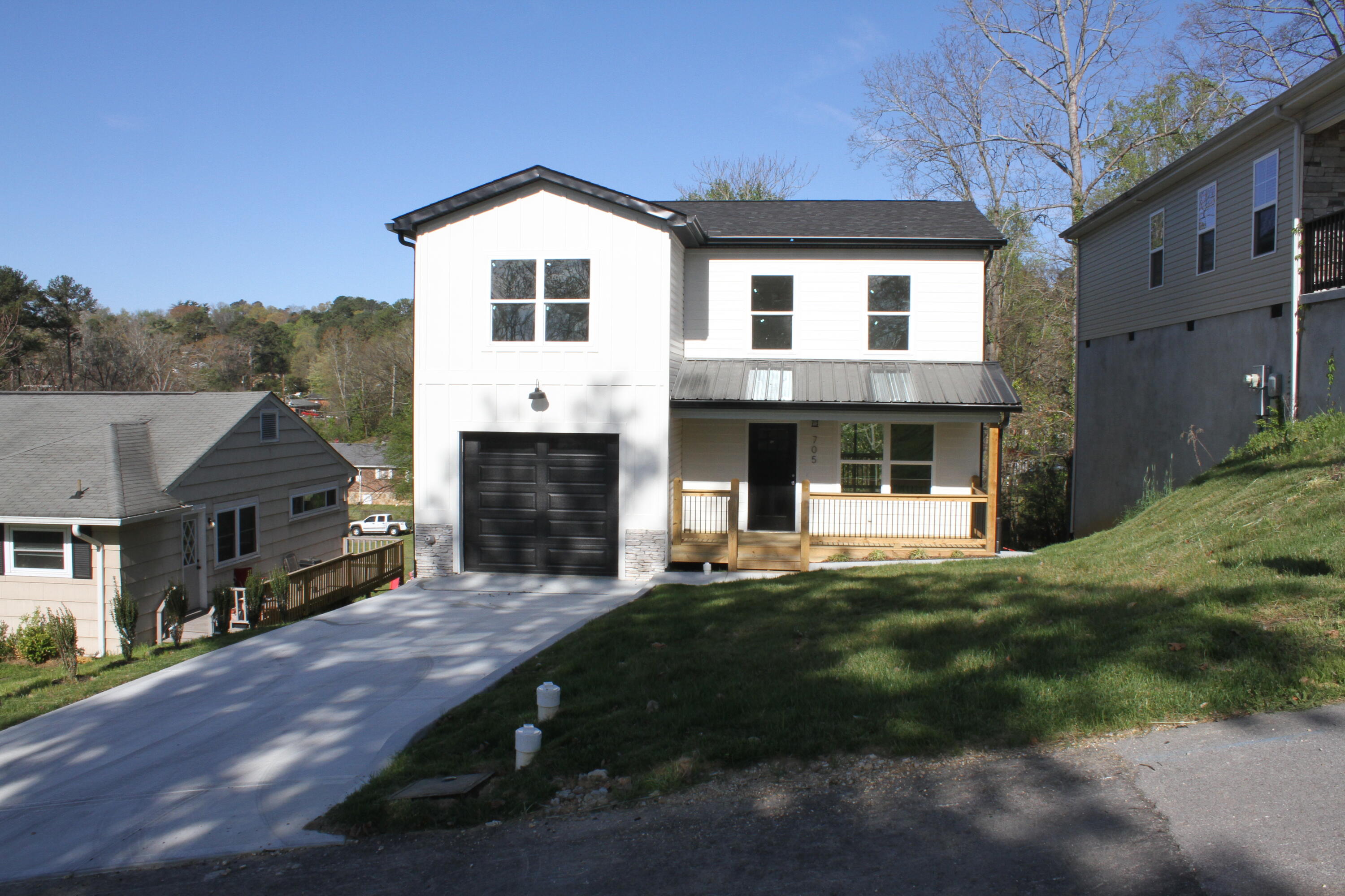 705 Hargraves Avenue