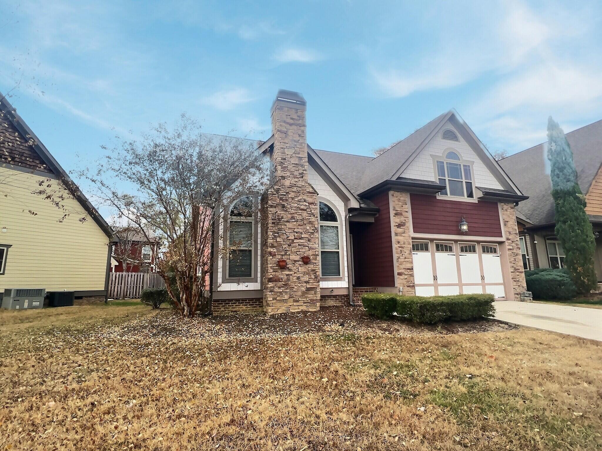 8385 Glenshire Lane