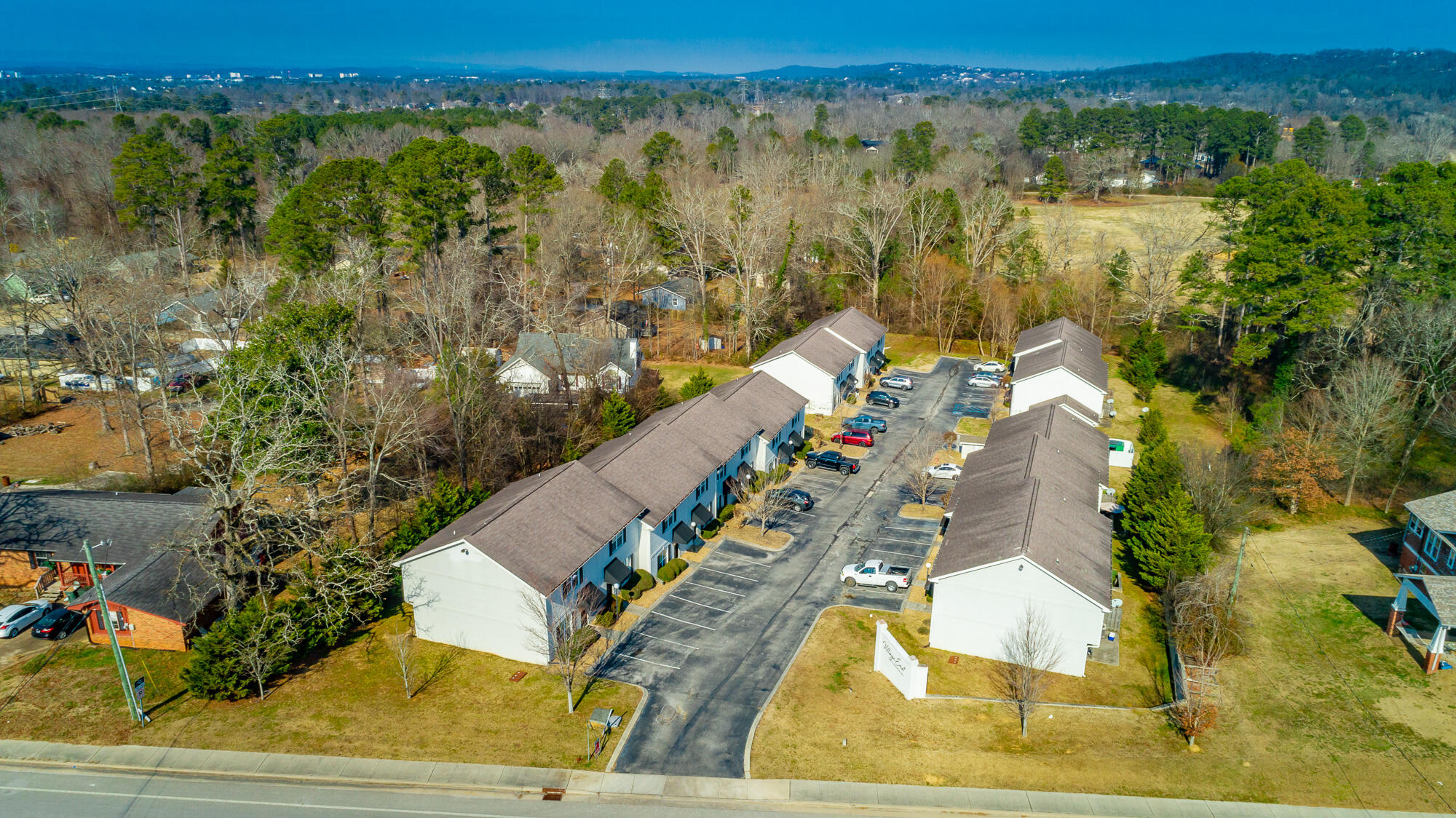 1109 Maple Tree Lane