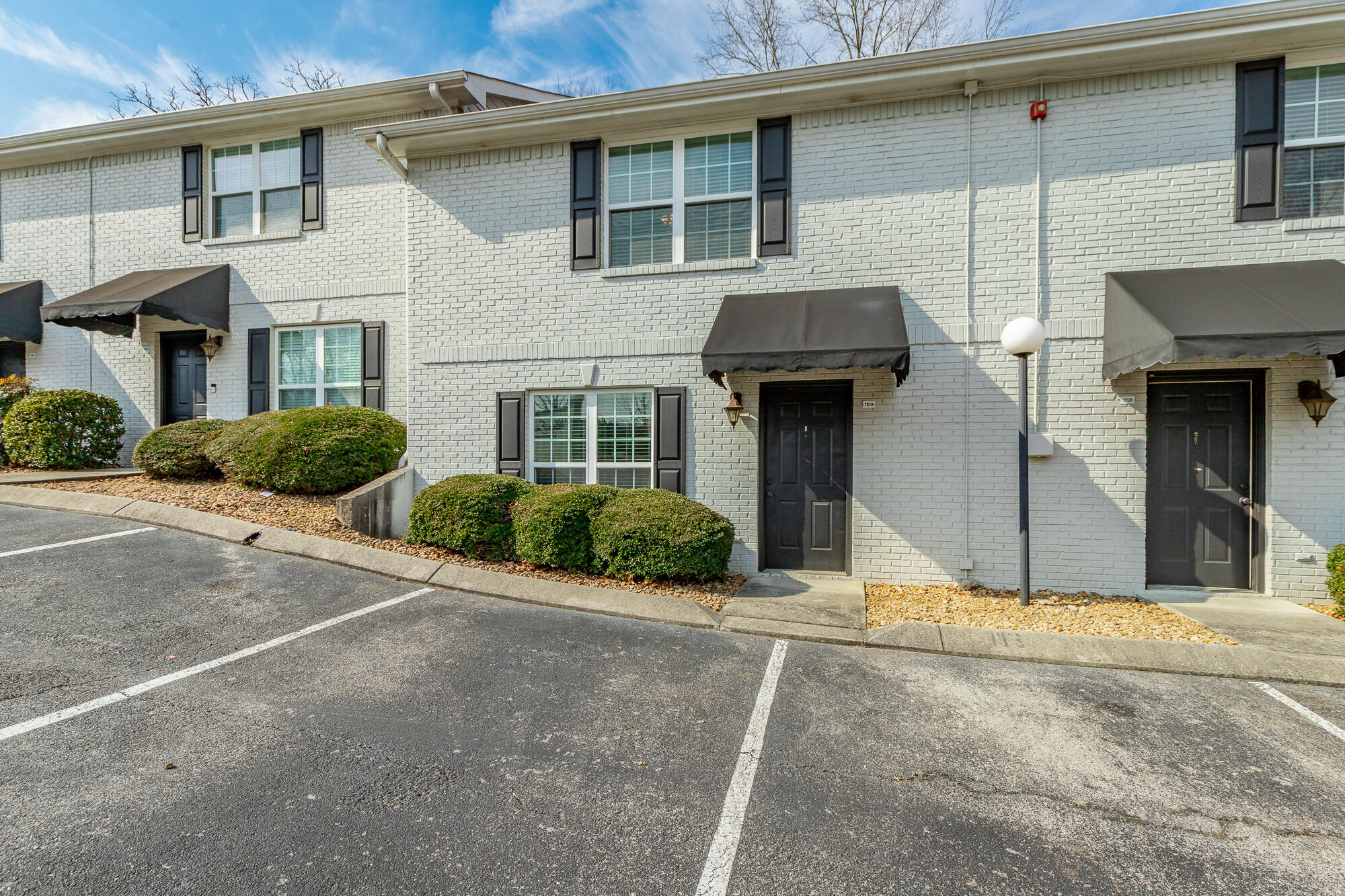1109 Maple Tree Lane