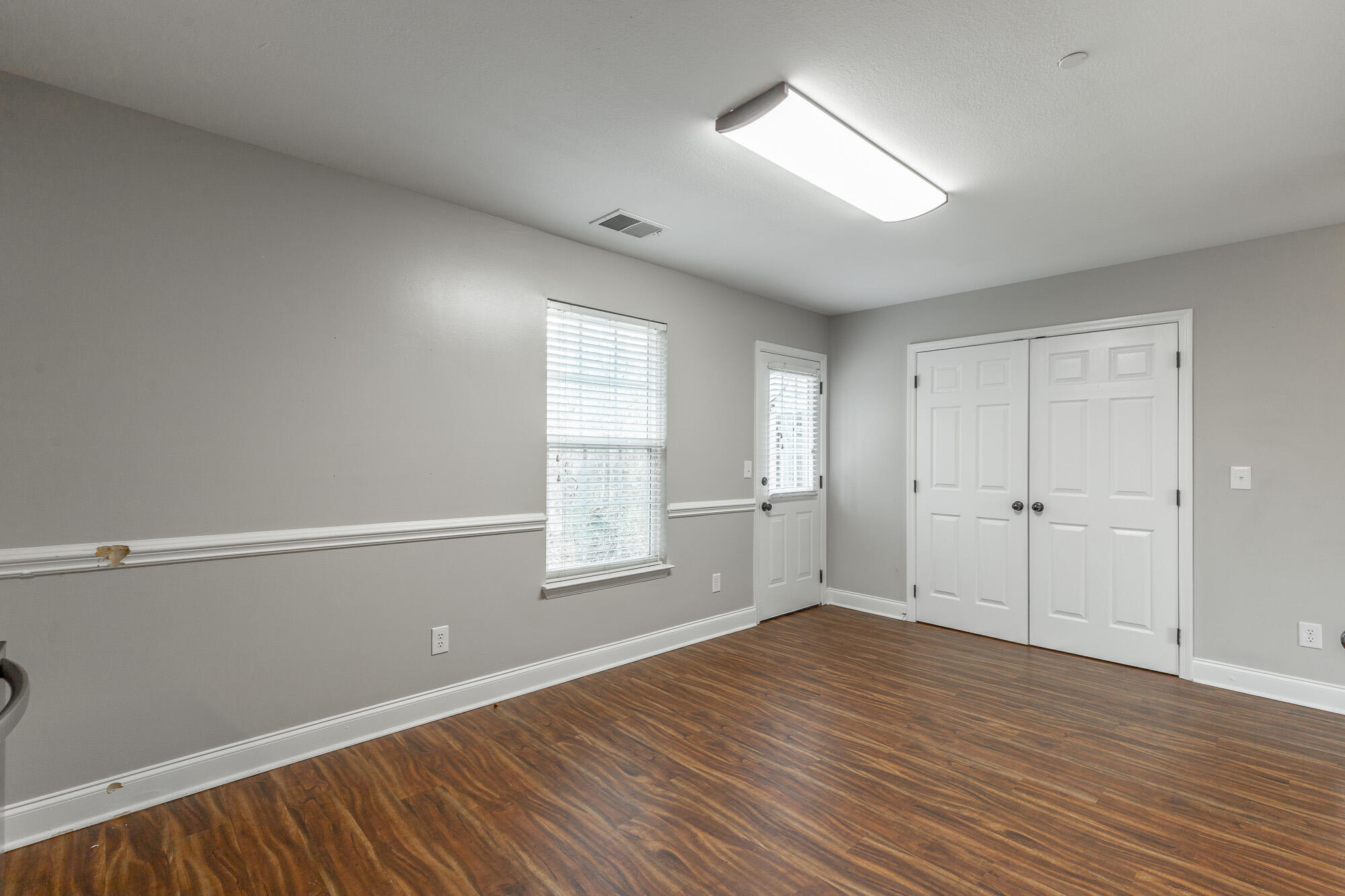 1109 Maple Tree Lane