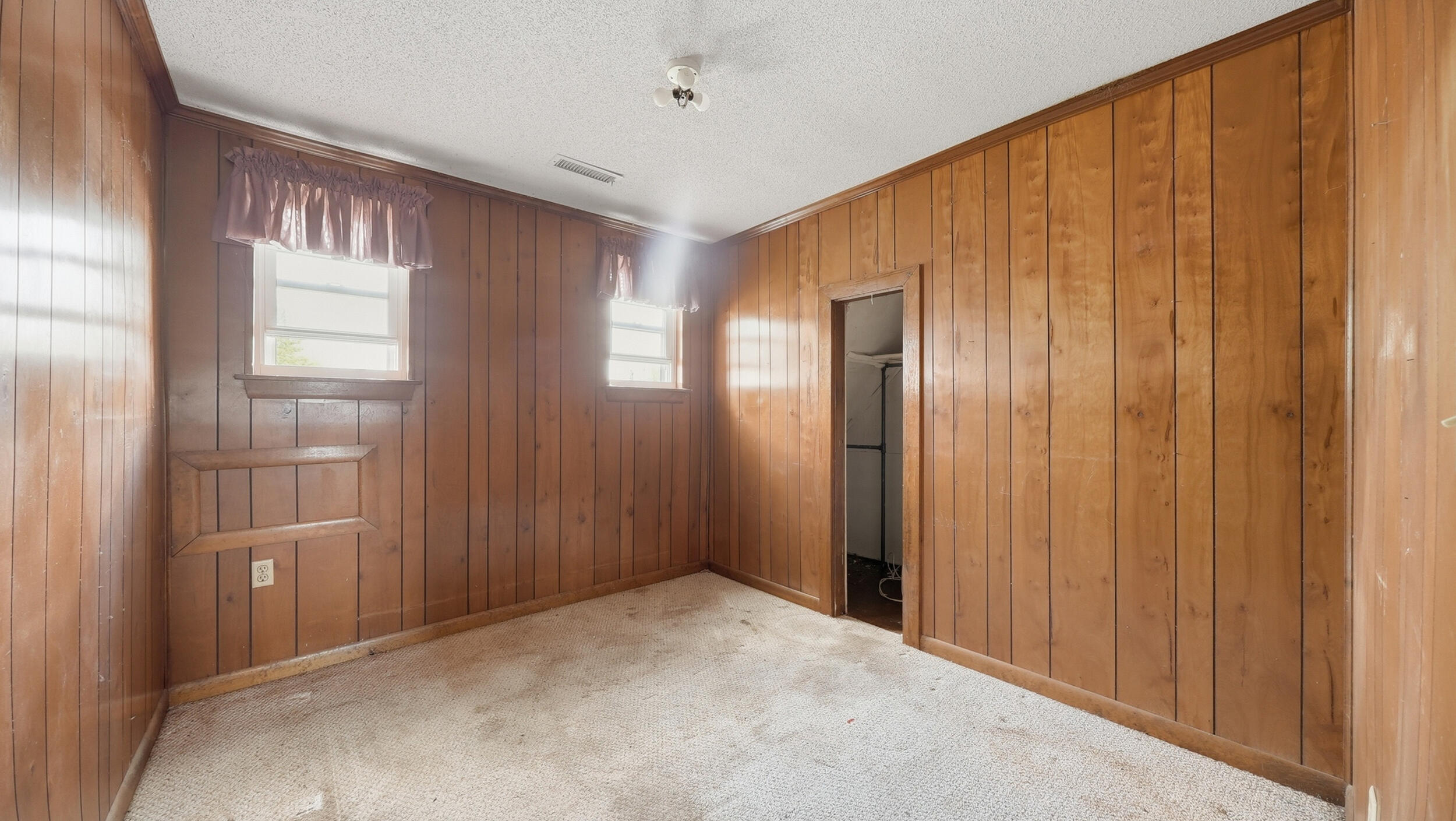 111 W Manning Street