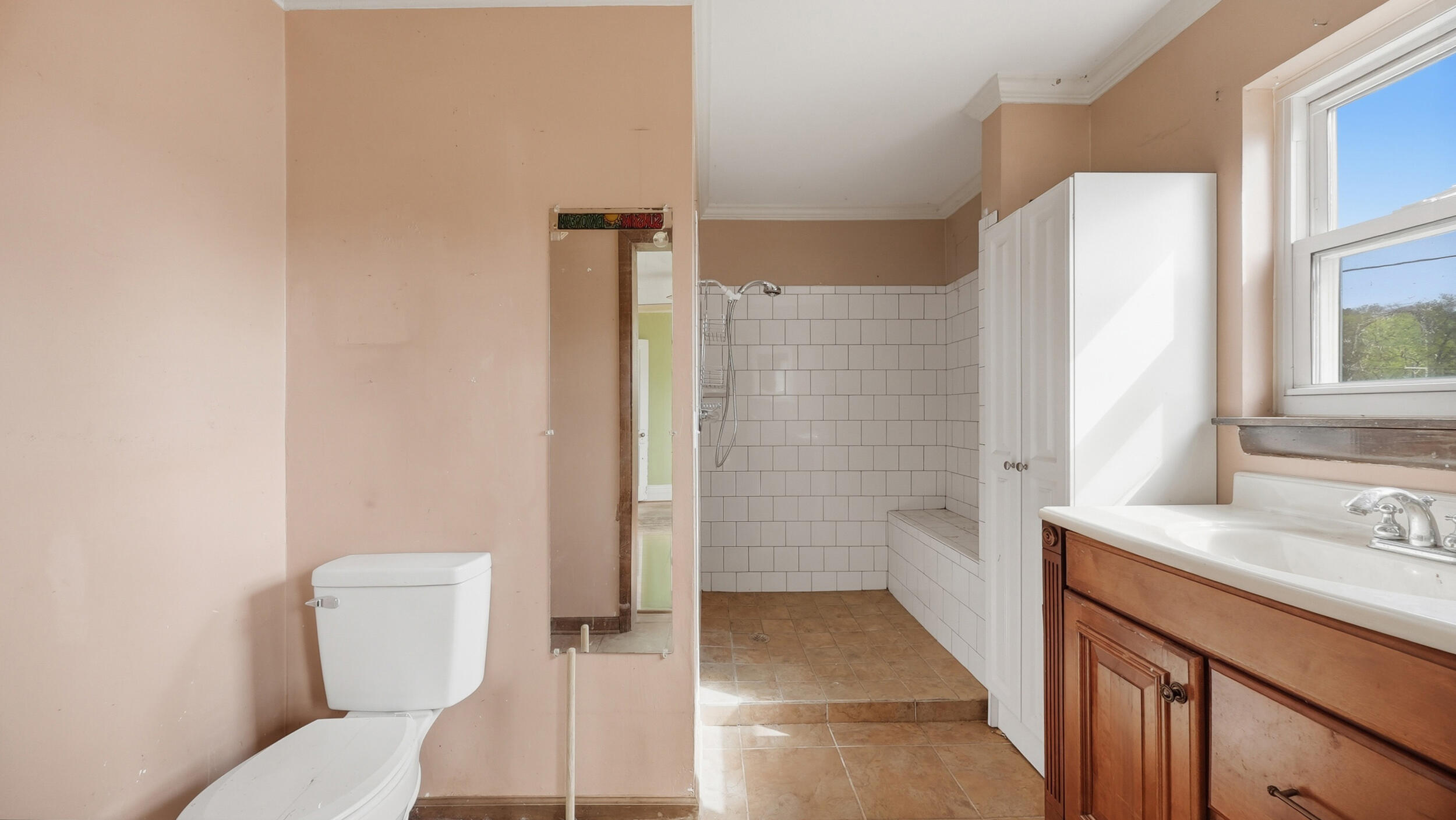 111 W Manning Street