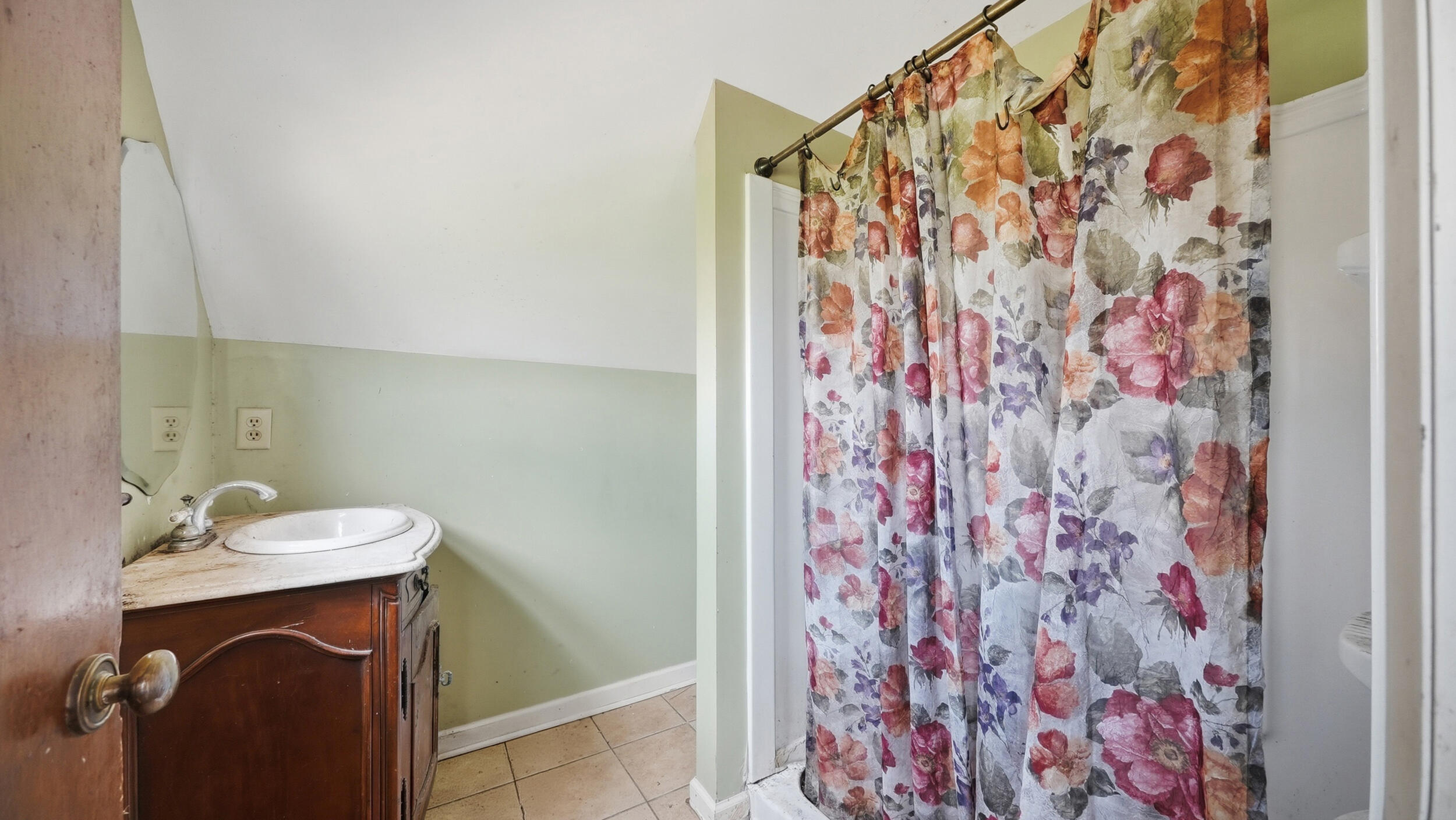 111 W Manning Street