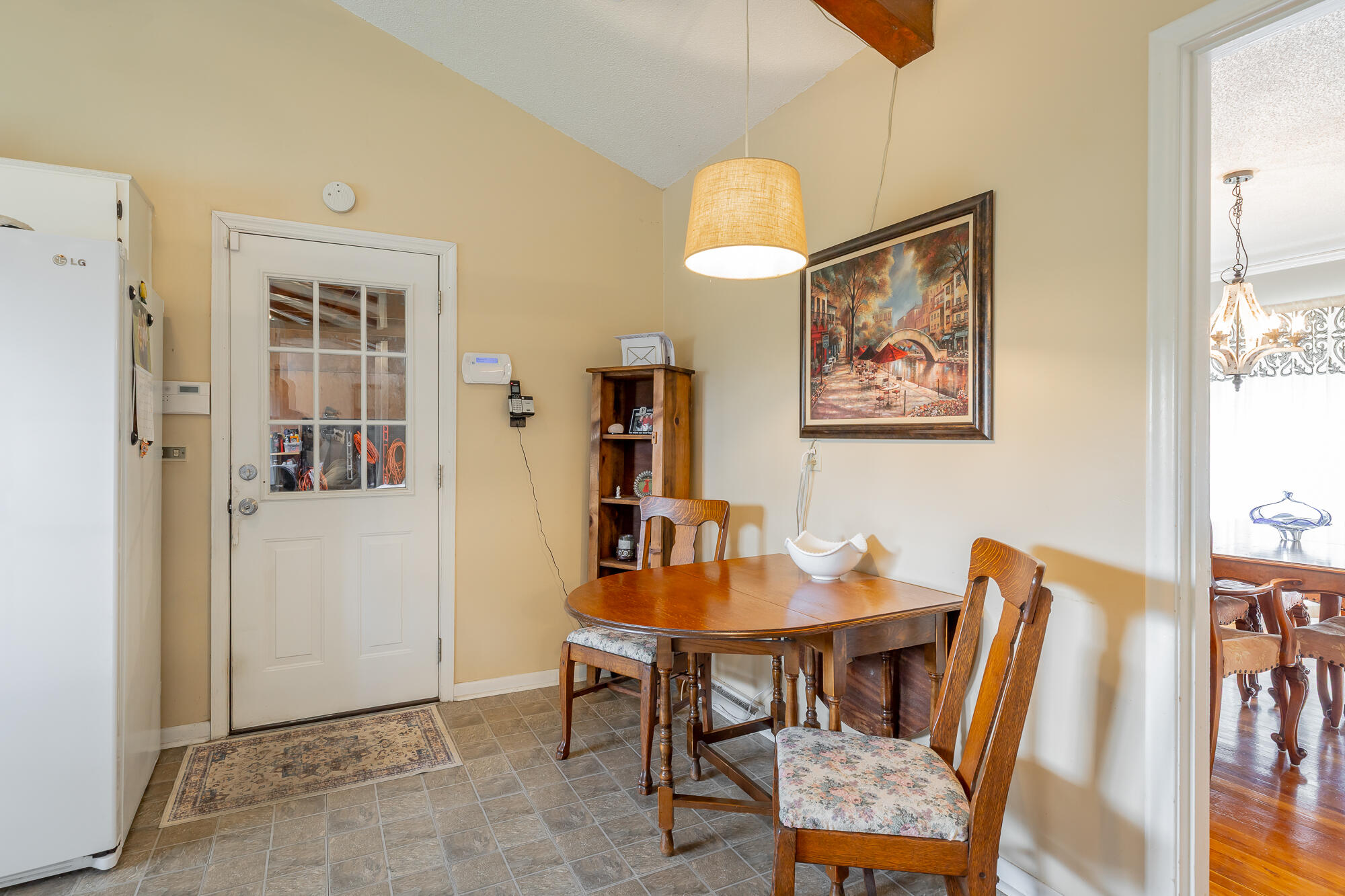 4812 Montcrest Circle