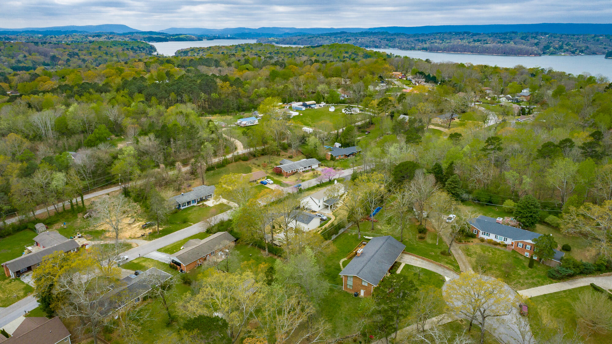 4812 Montcrest Circle