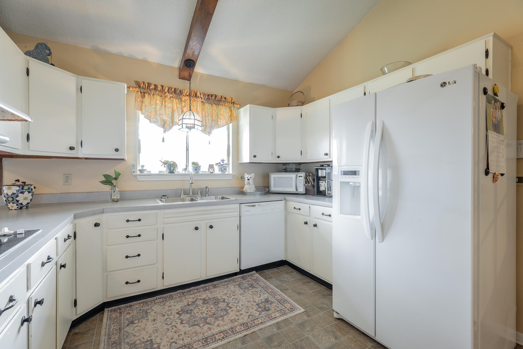 4812 Montcrest Circle