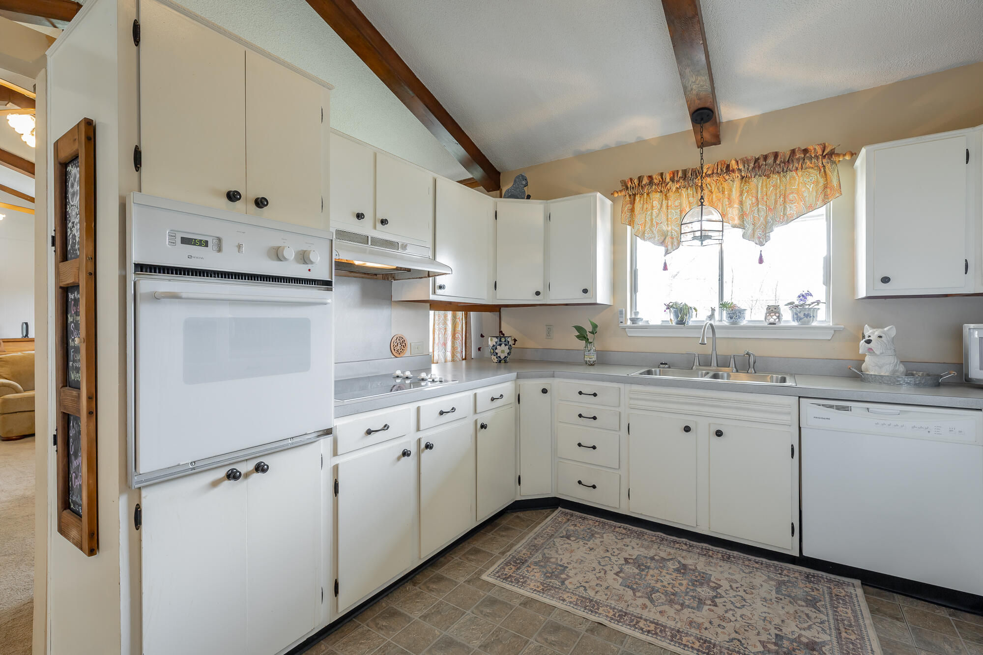 4812 Montcrest Circle