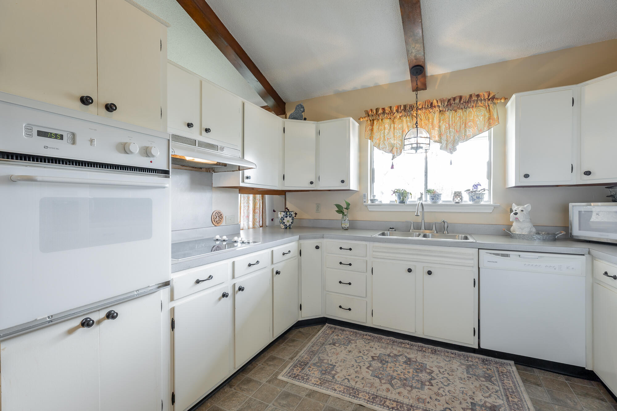 4812 Montcrest Circle